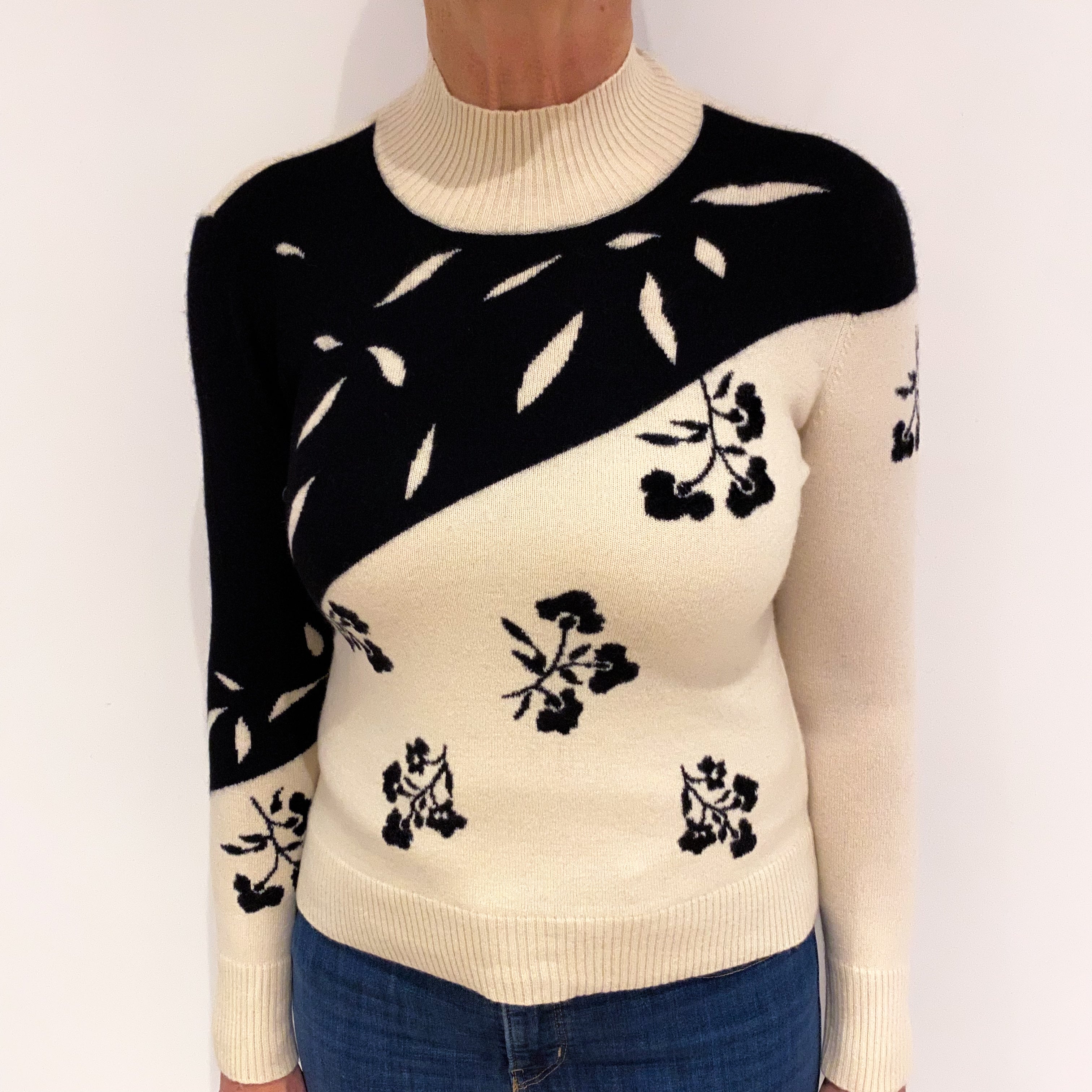 Vanilla Cream Cashmere Turtle Neck Jumper Medium