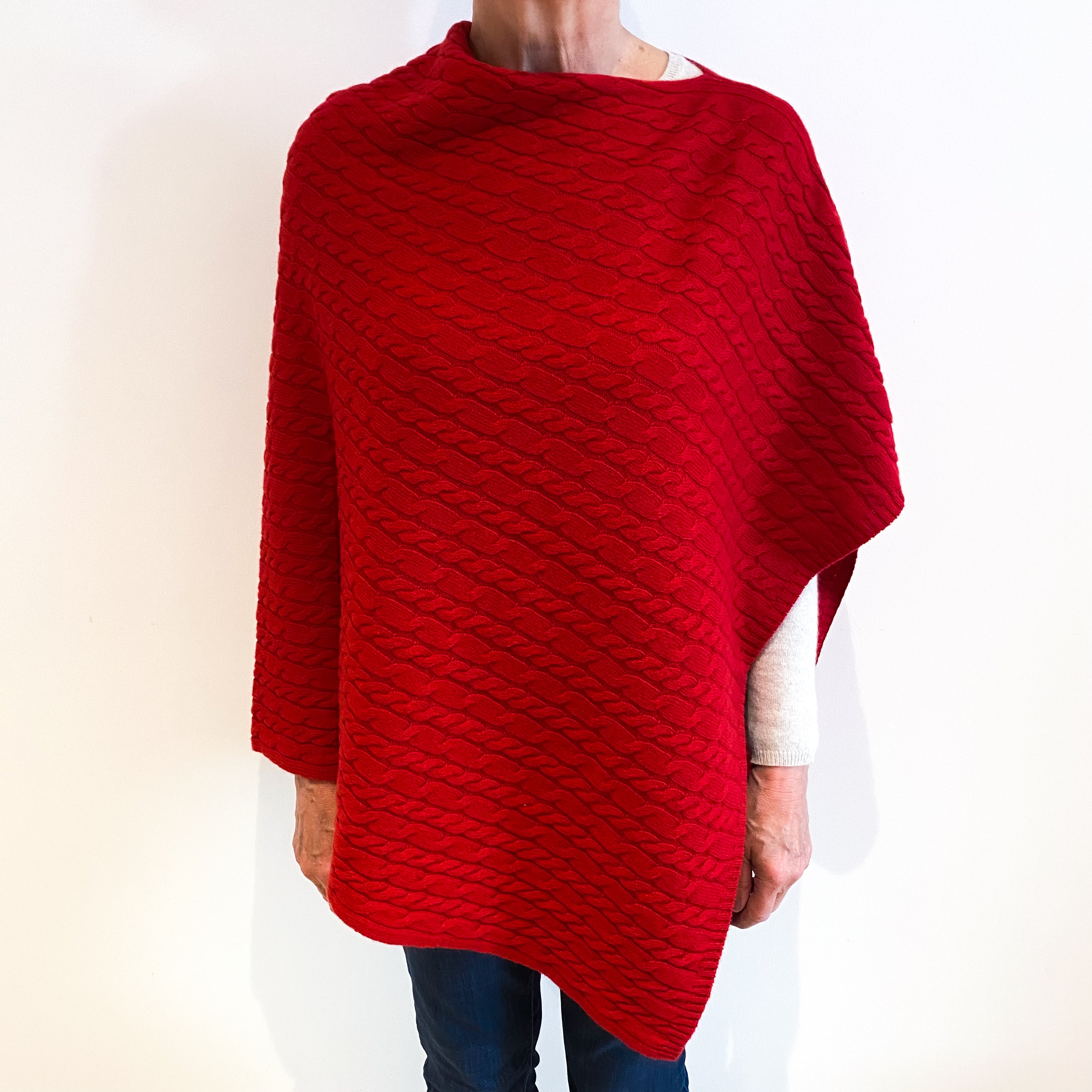 Brand New Scottish Post Box Red Cashmere Cable Poncho One Size