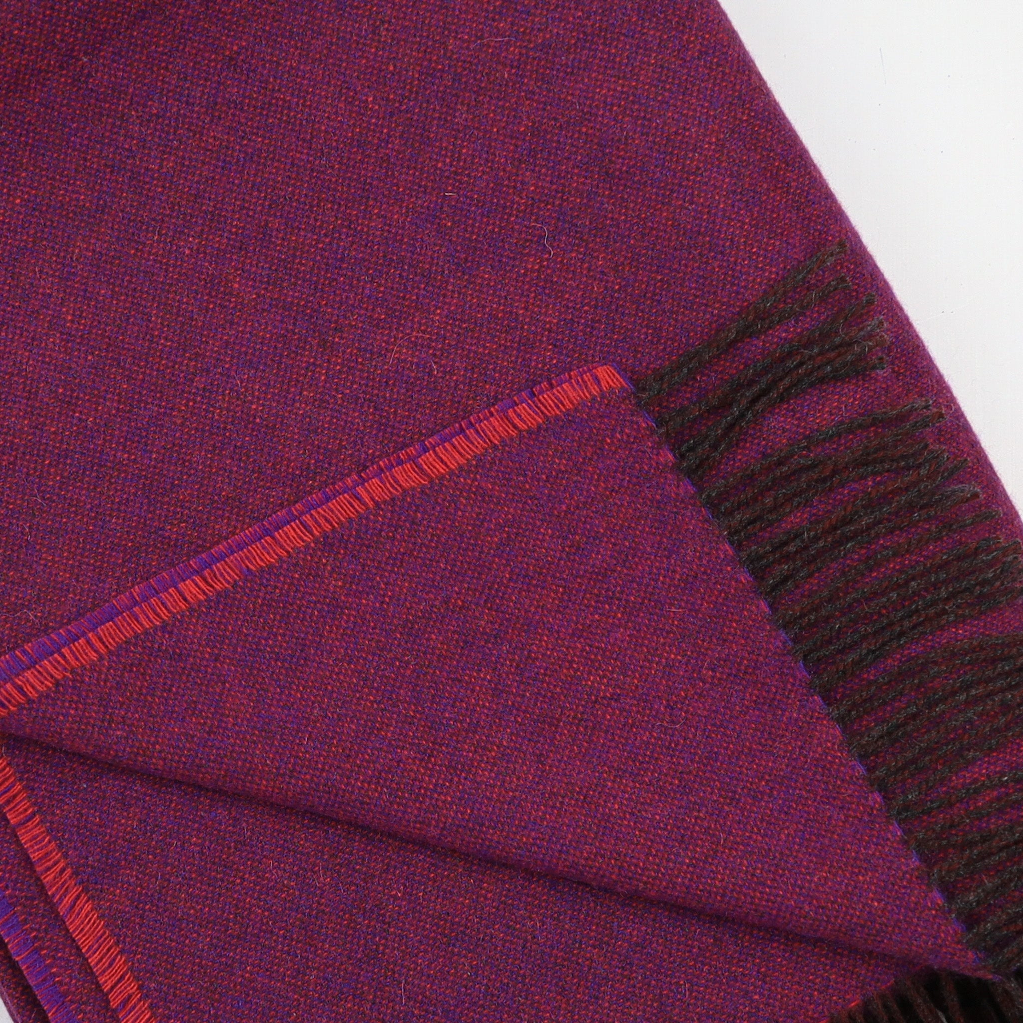 Brand New English Ultra Violet and Cherry Pink Marl Luxury Woven Cashmere Blanket