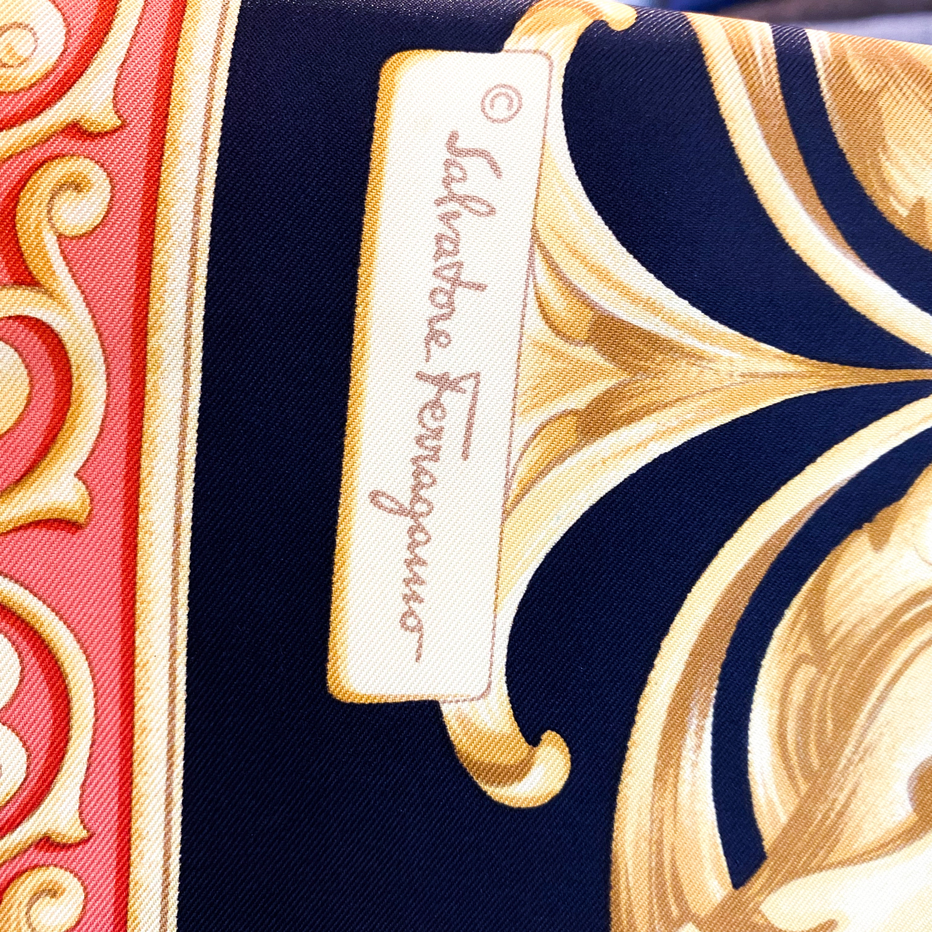 Immaculate Salvadore Ferragamo Tiger Designer Silk Scarf