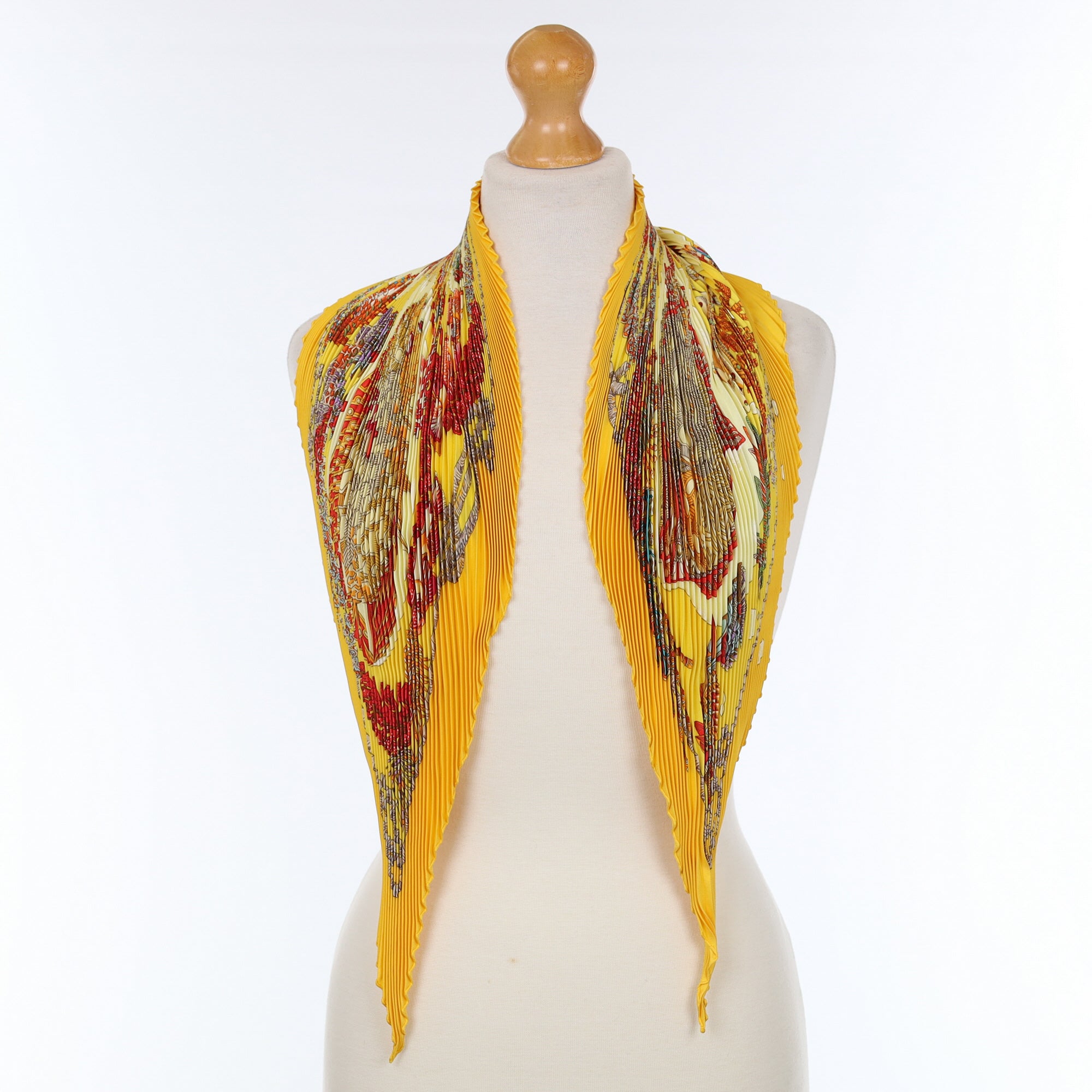 Brand New Boxed Hermès Grands Fonds Plisse Silk Scarf