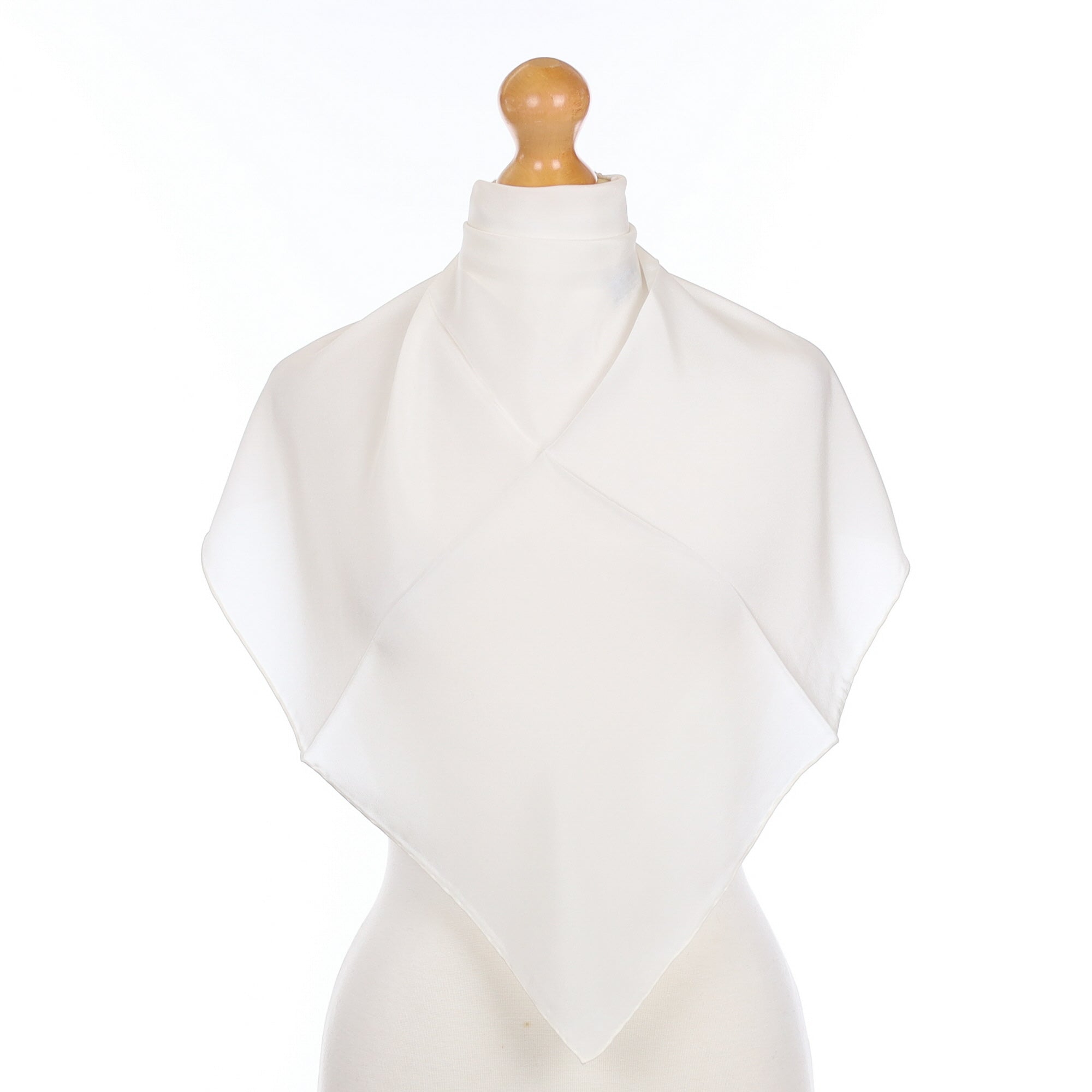 Brand New Jammers & Leufgen Ivory Silk Scarf
