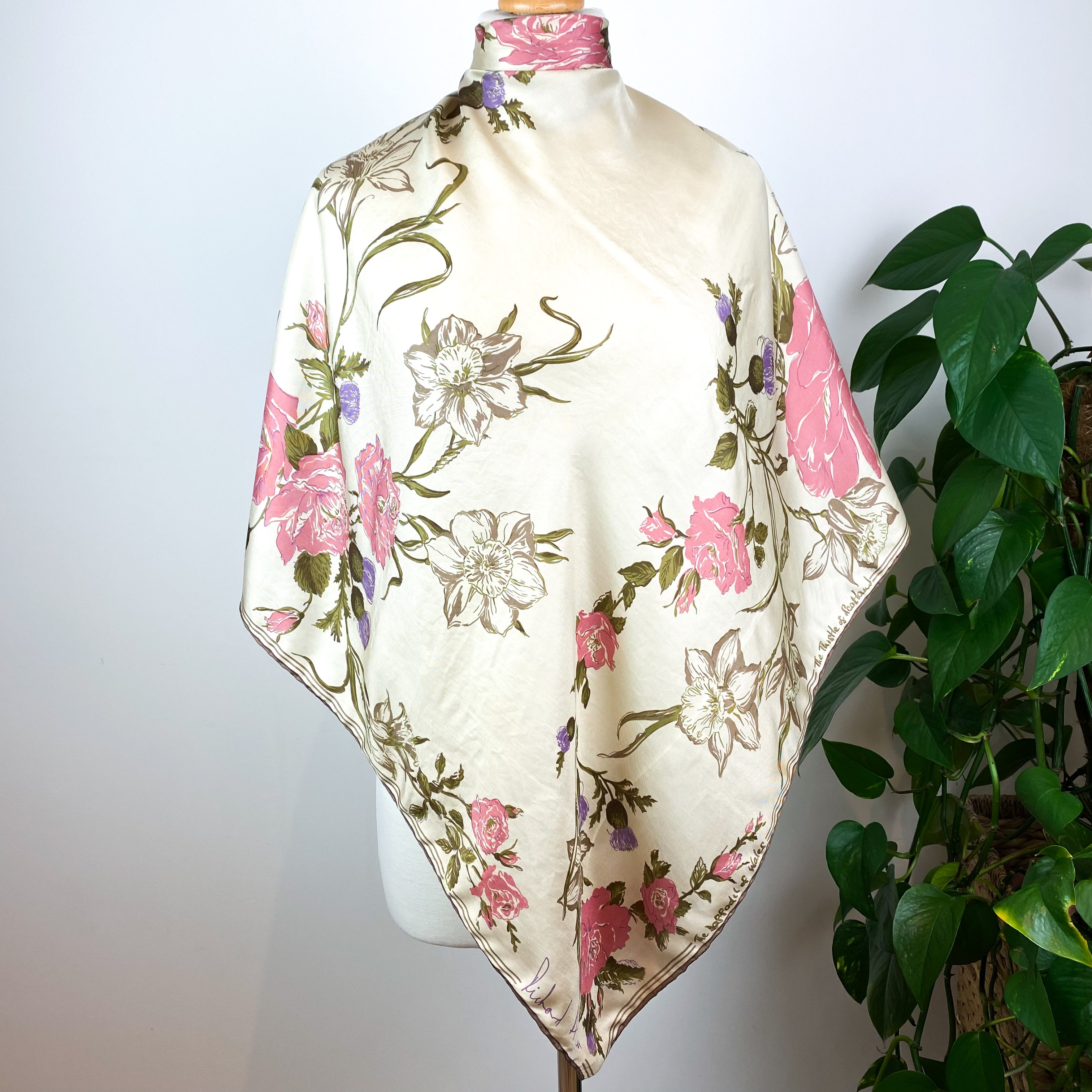 1970s Richard Allan Floral Vintage Silk Scarf