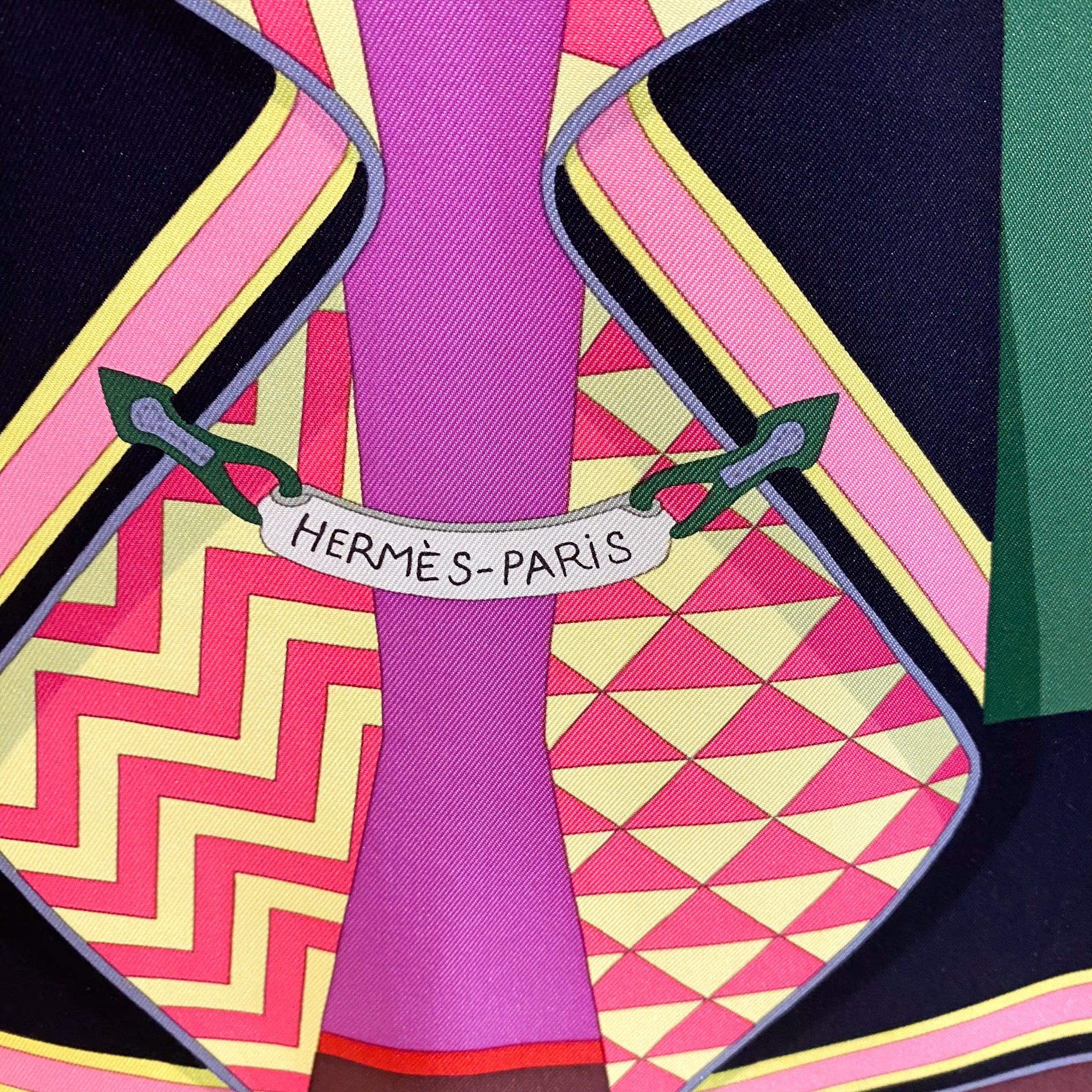 Unworn Boxed Hermes Bouquets Sellier Designer Silk Scarf