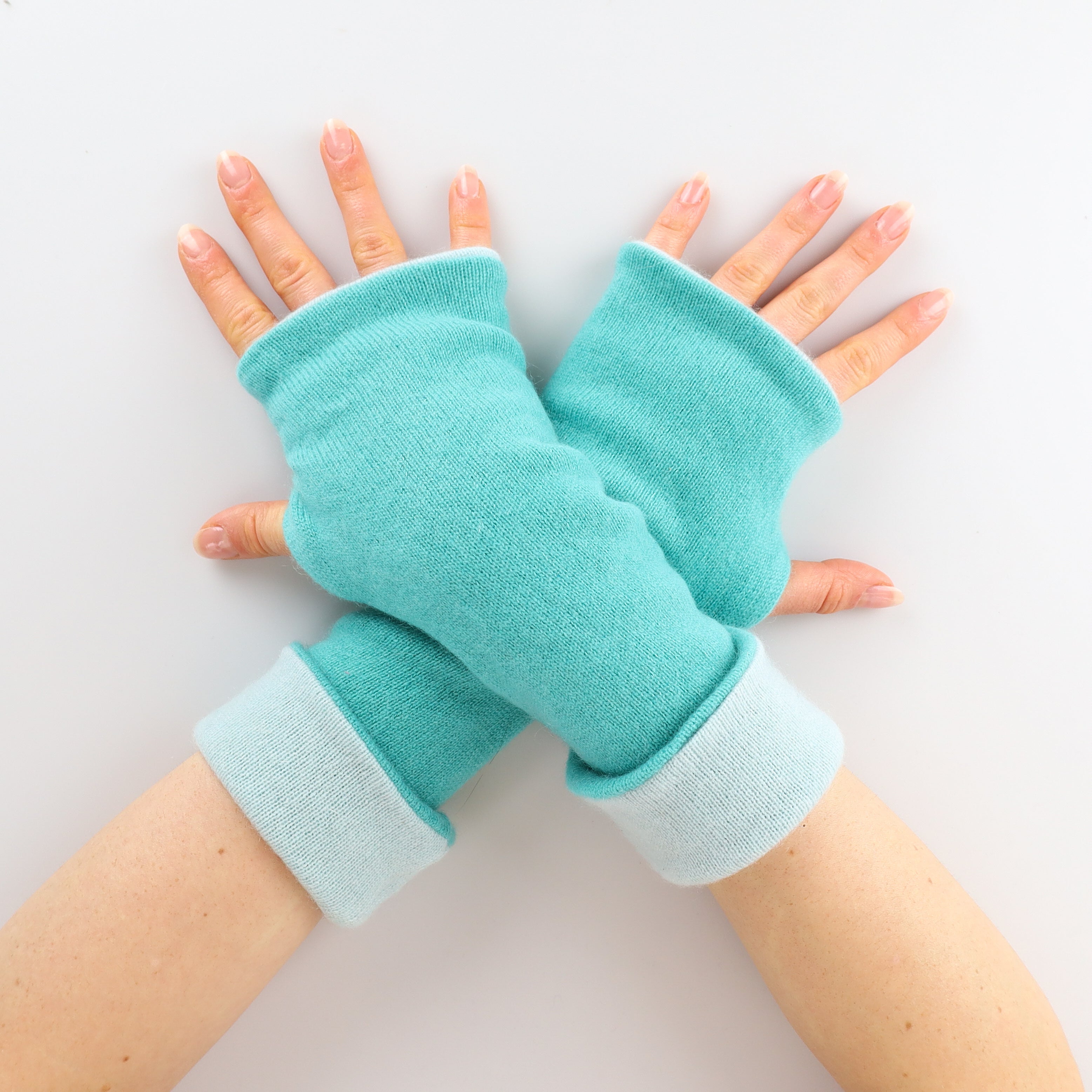Two Tone Mint Reversible Cashmere Fingerless Gloves