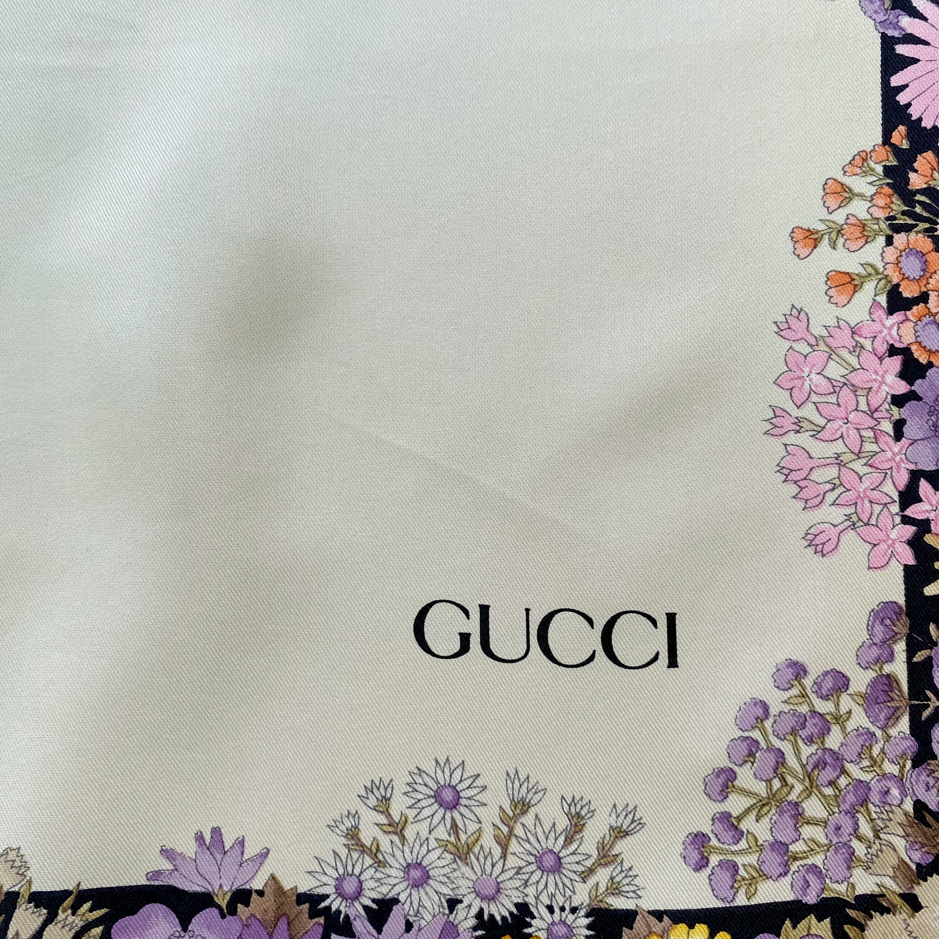 Gucci Floral Designer Silk Scarf