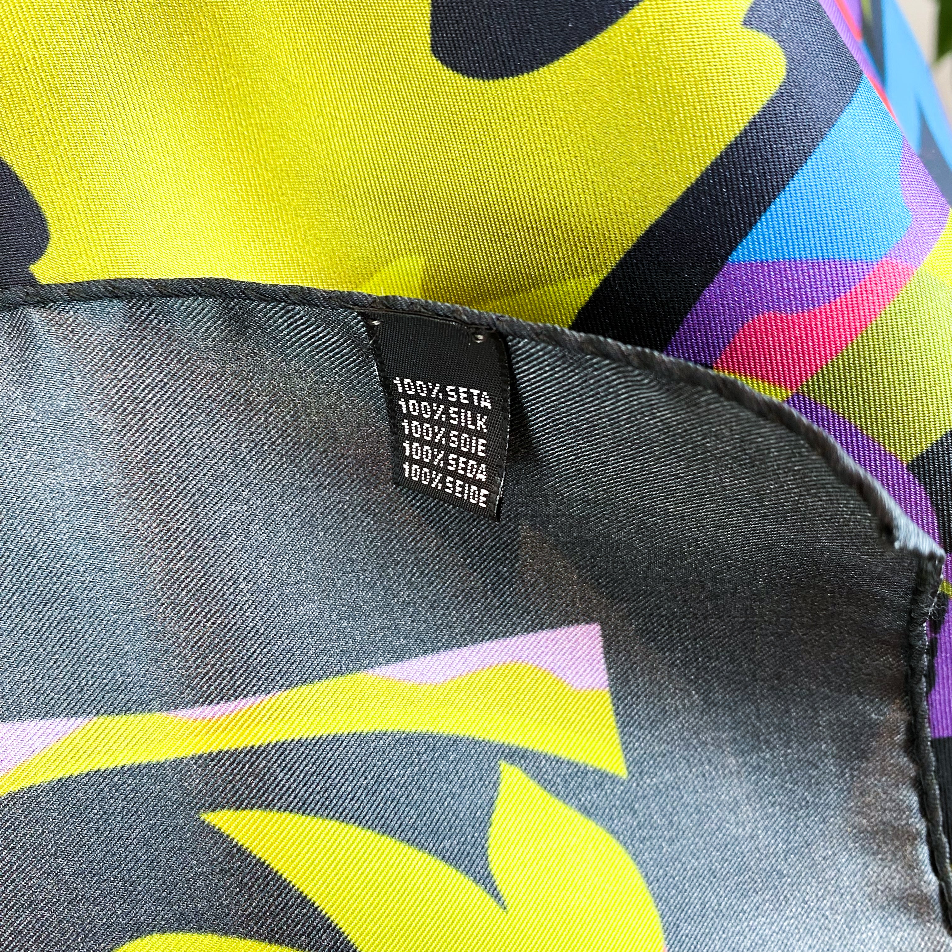 Immaculate Orla Ermanno Italian Silk Scarf