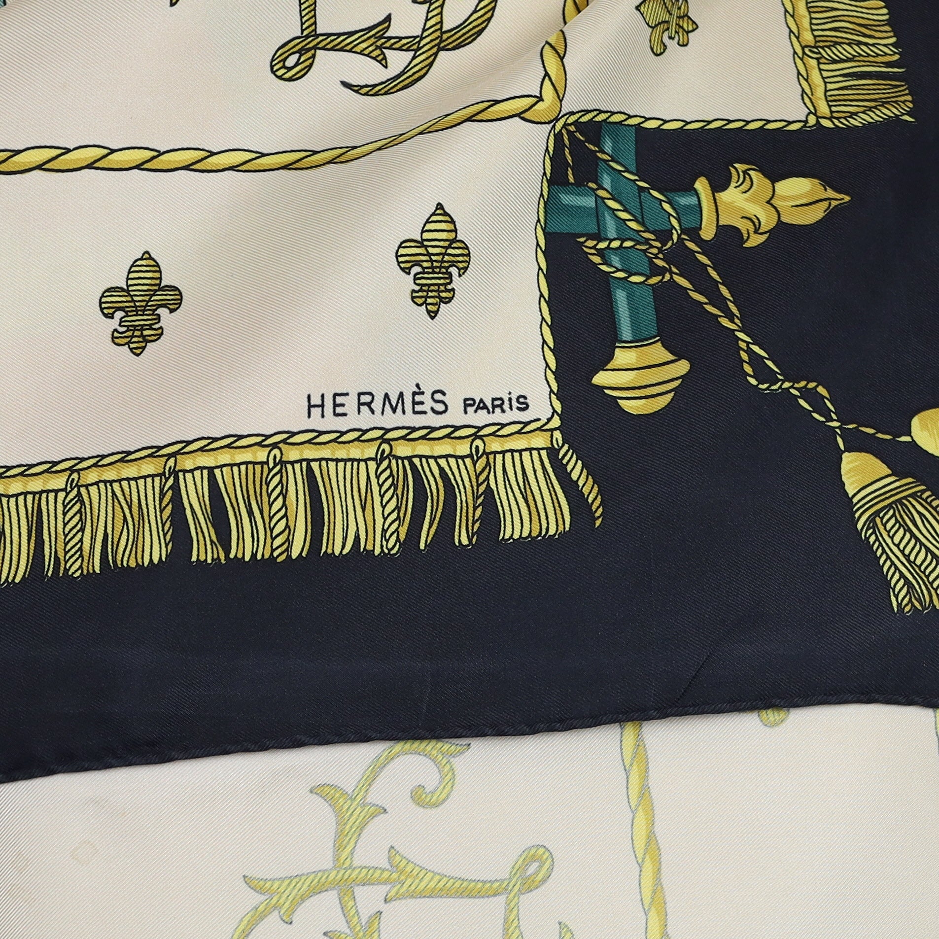 Hermès Vue du Carrosse de La Galère La Réale Silk Scarf