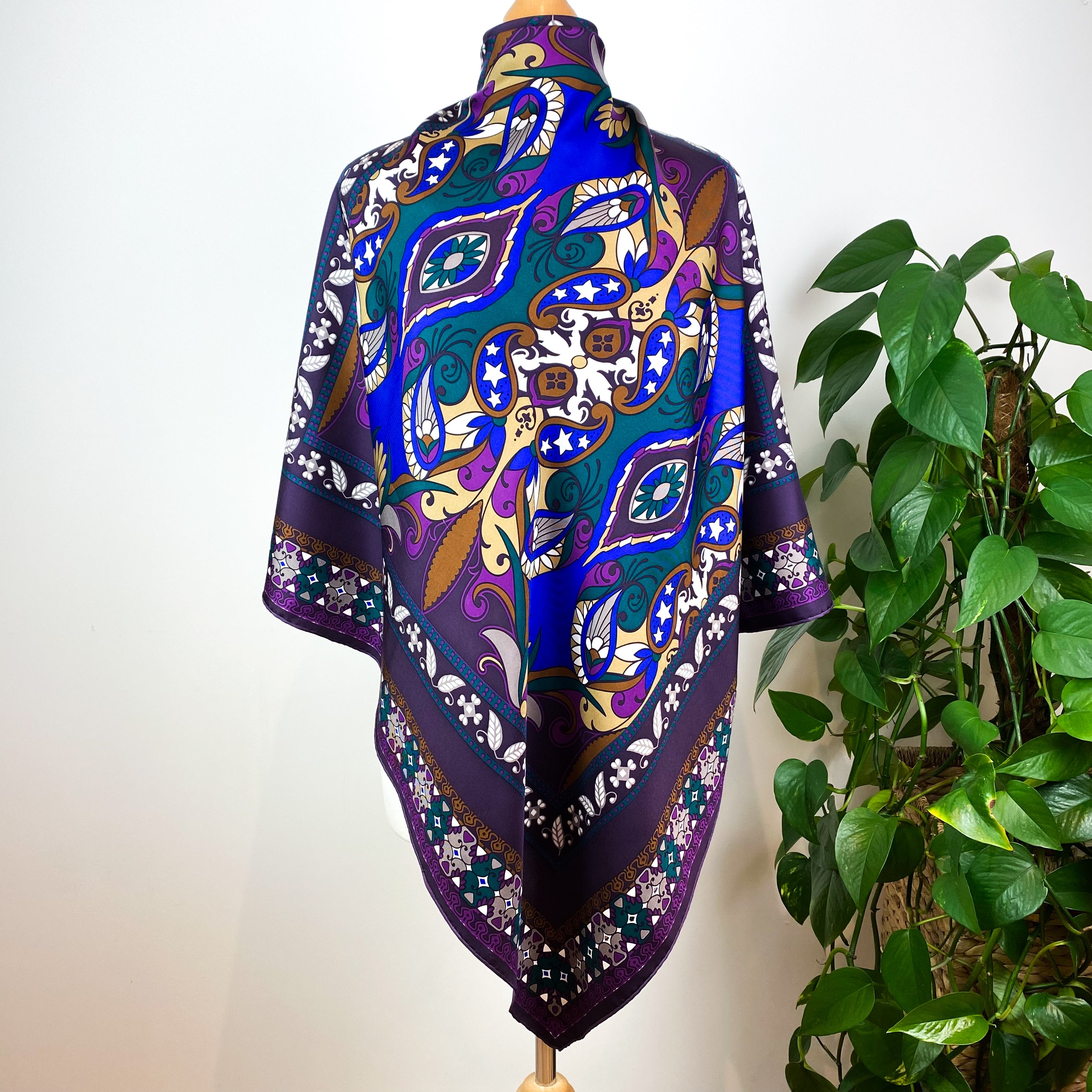 Striking Abstract Design Vintage Silk Scarf