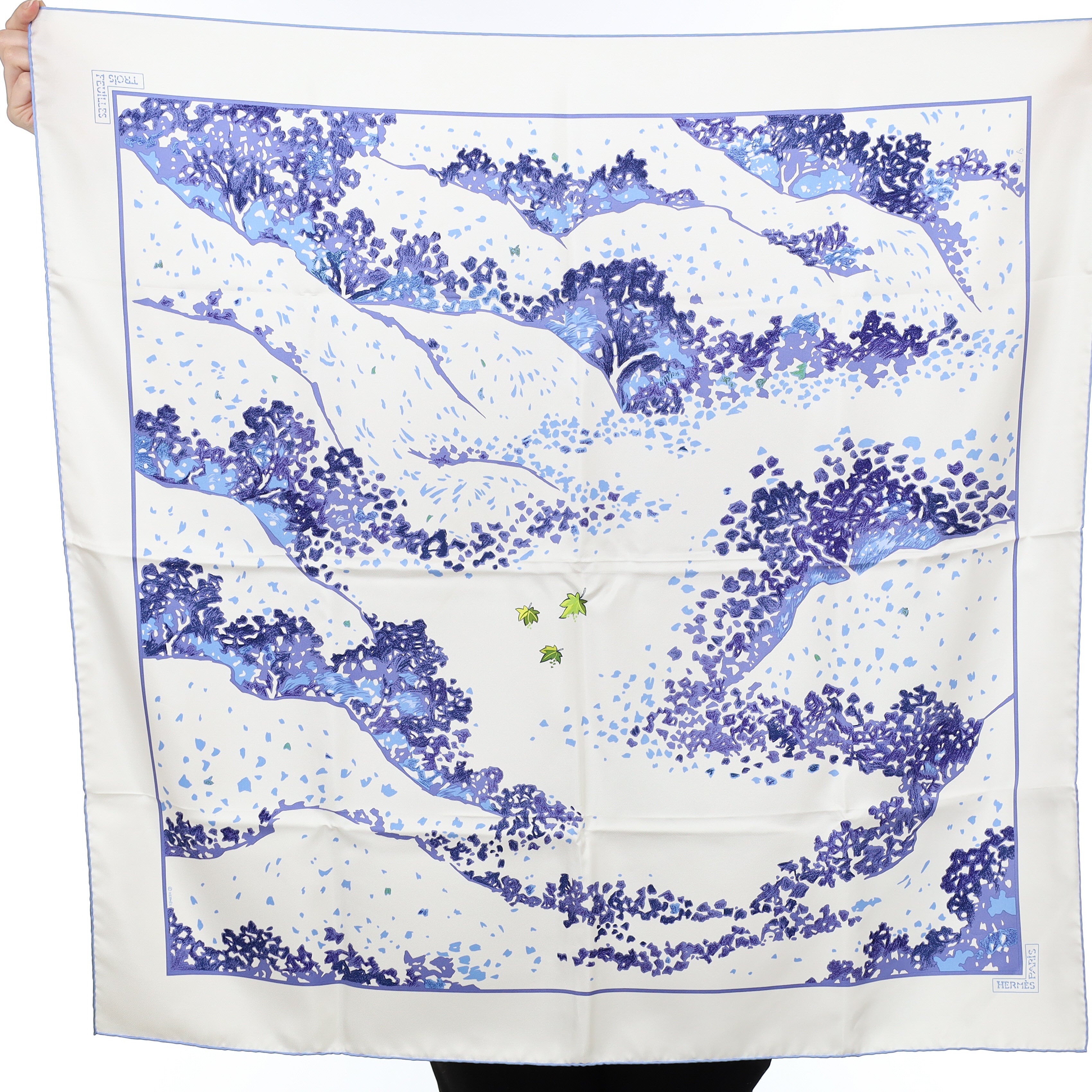 Brand New Boxed Hermès Trois Feuilles Silk Scarf