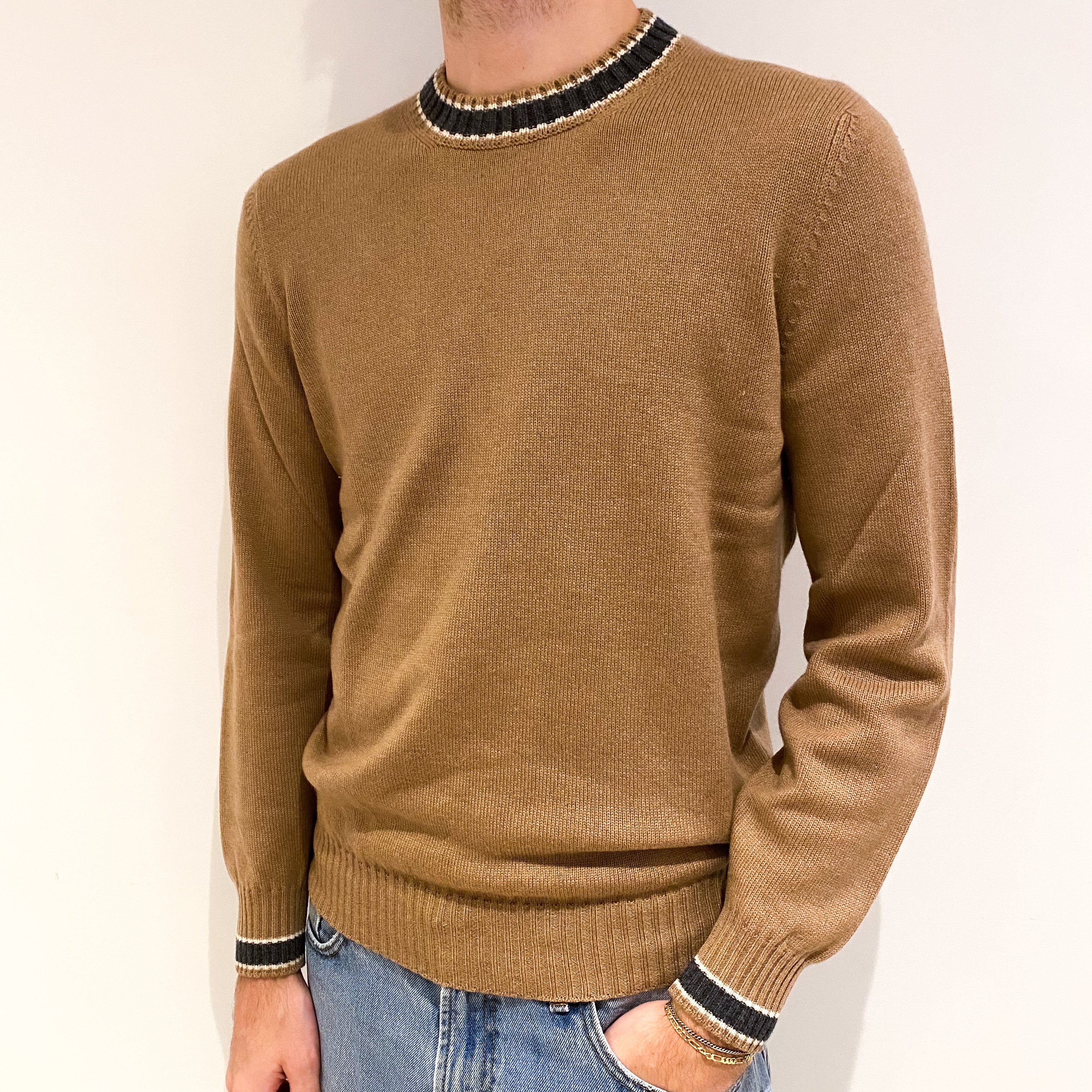 Men’s Italian Butterscotch Beige Cashmere Crew Neck Jumper Medium