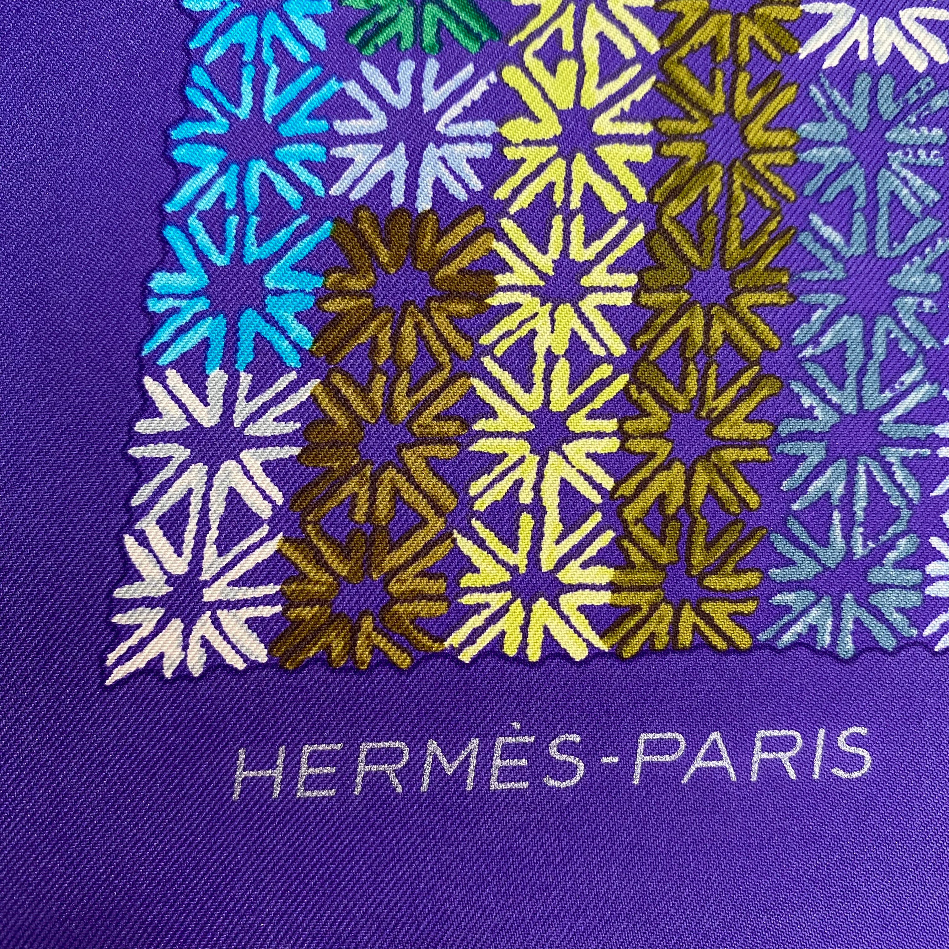 Hermès The Rhythm of China Silk Scarf