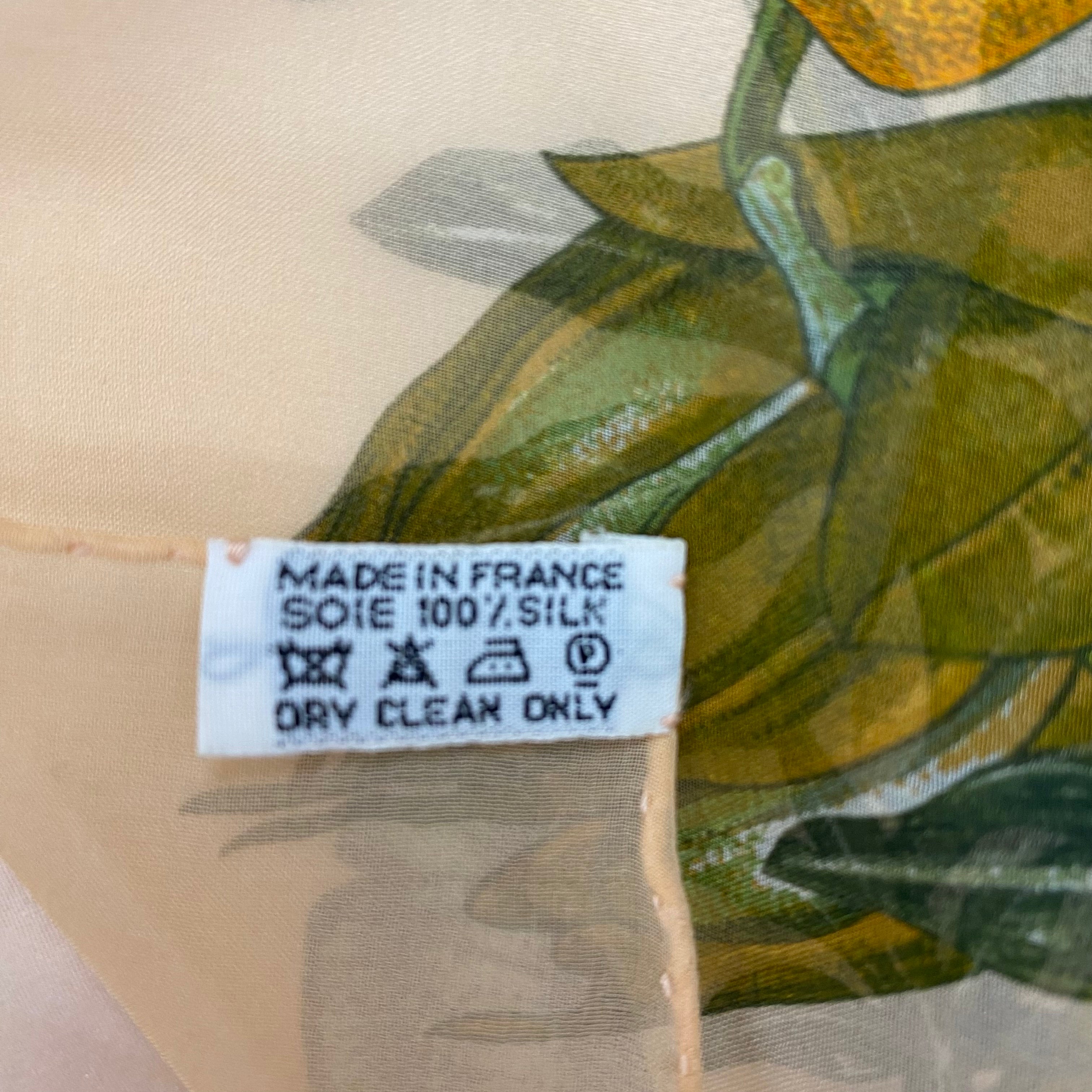Immaculate Boxed Hermès Passiflores Boxed Silk Scarf