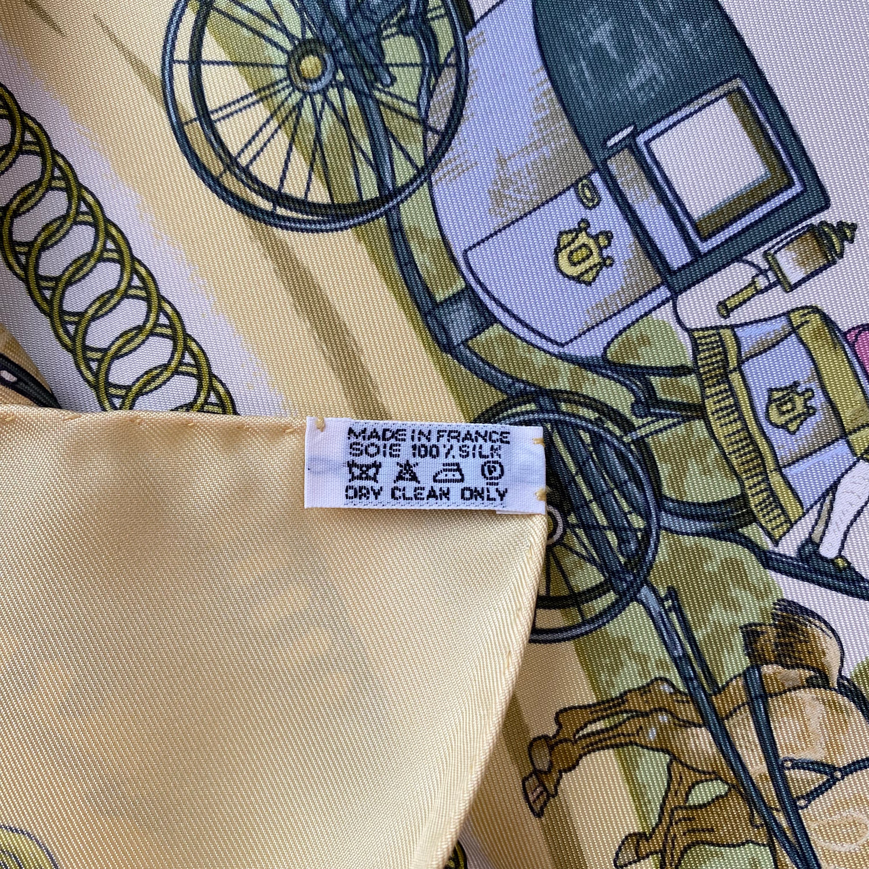 Brand New Hermès La Promenade de Longchamps Silk Scarf