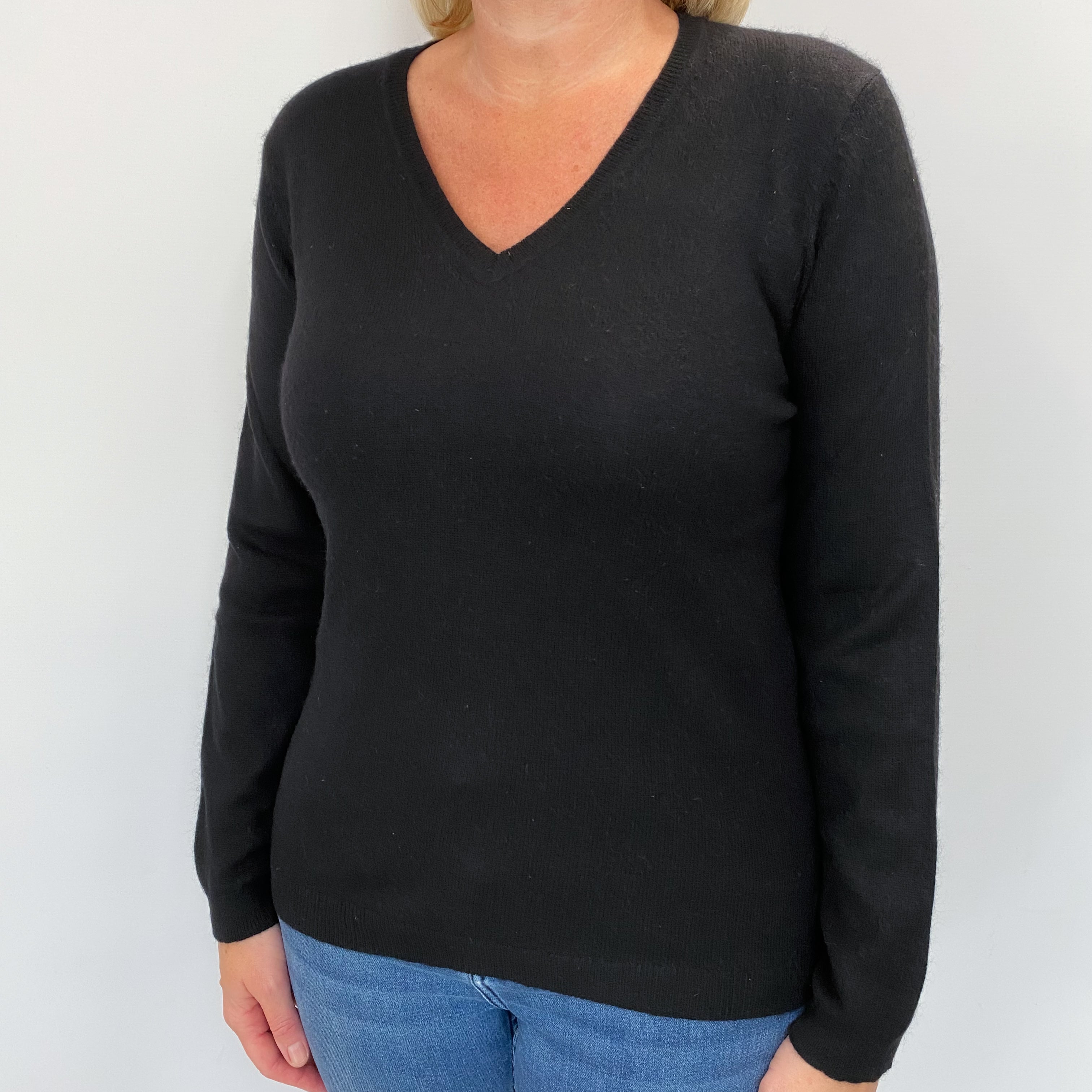 Black Cashmere V Neck Jumper Large