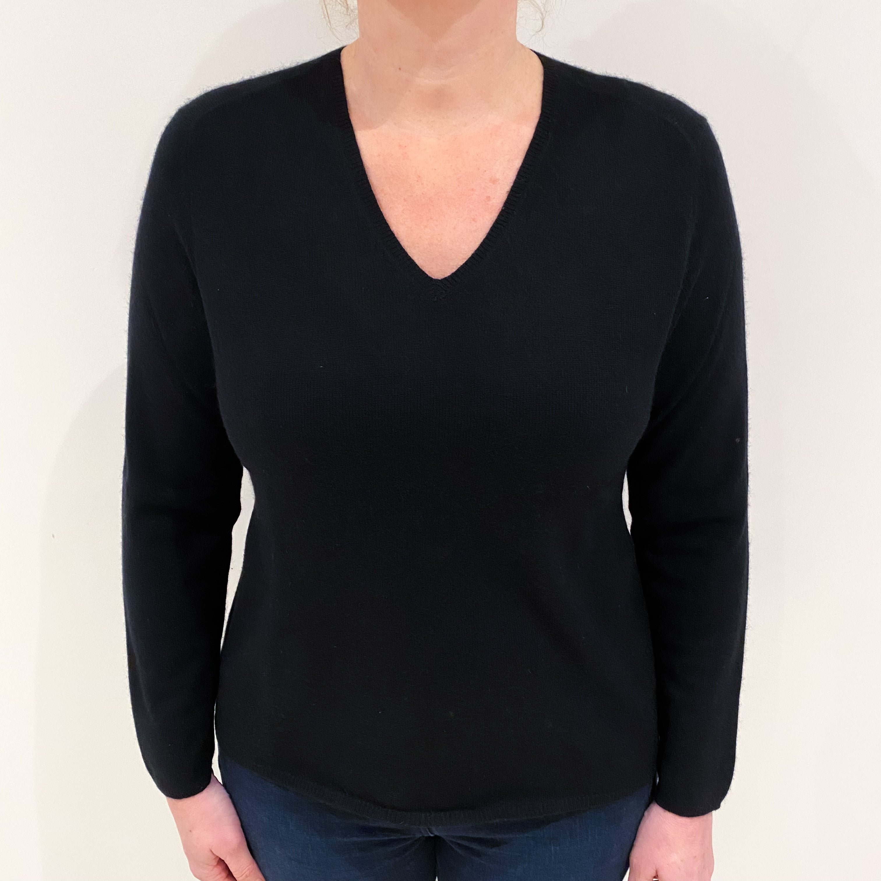 Black Cashmere V Neck Jumper Large