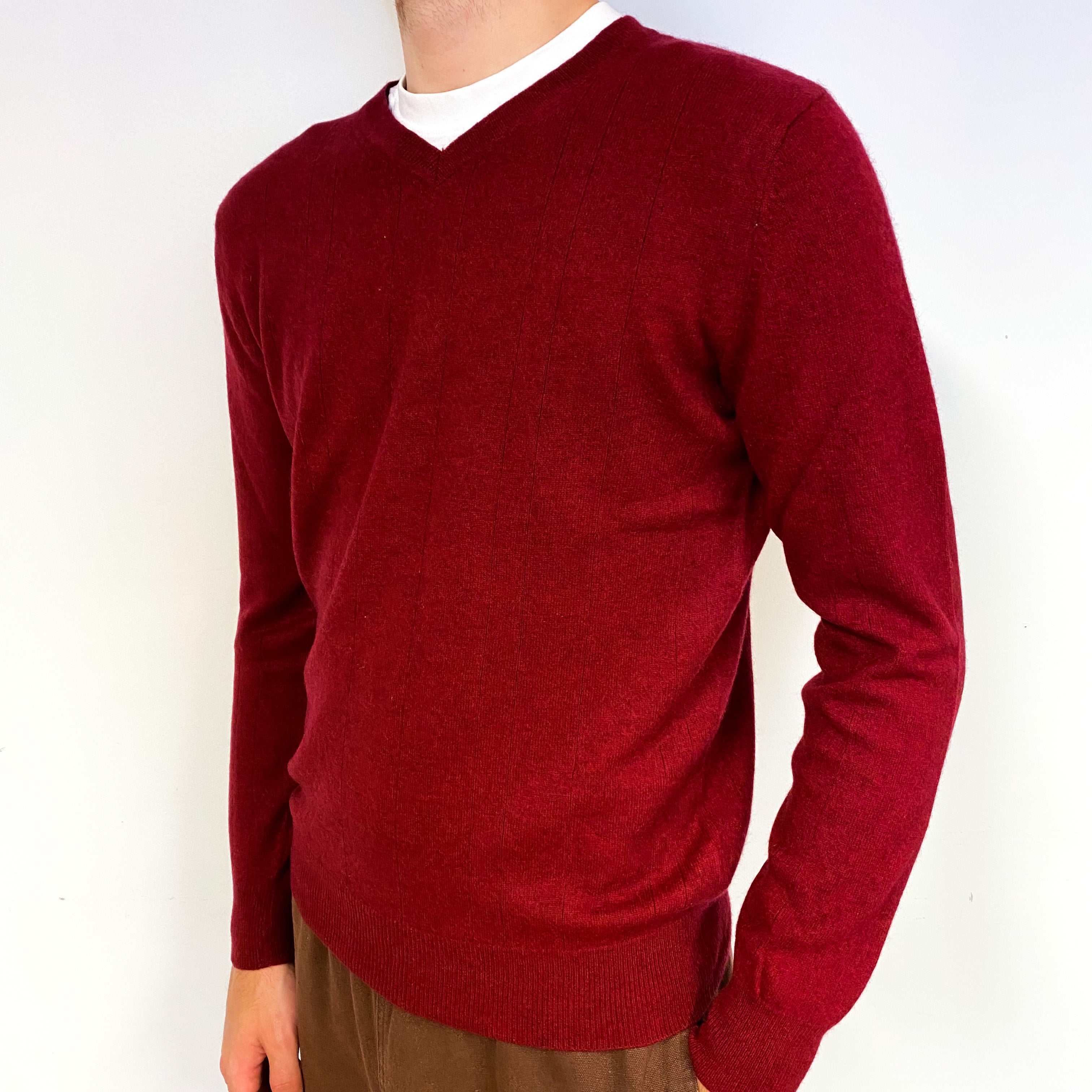 Men's Dark Brick Red Cashmere V-Neck Jumper Large