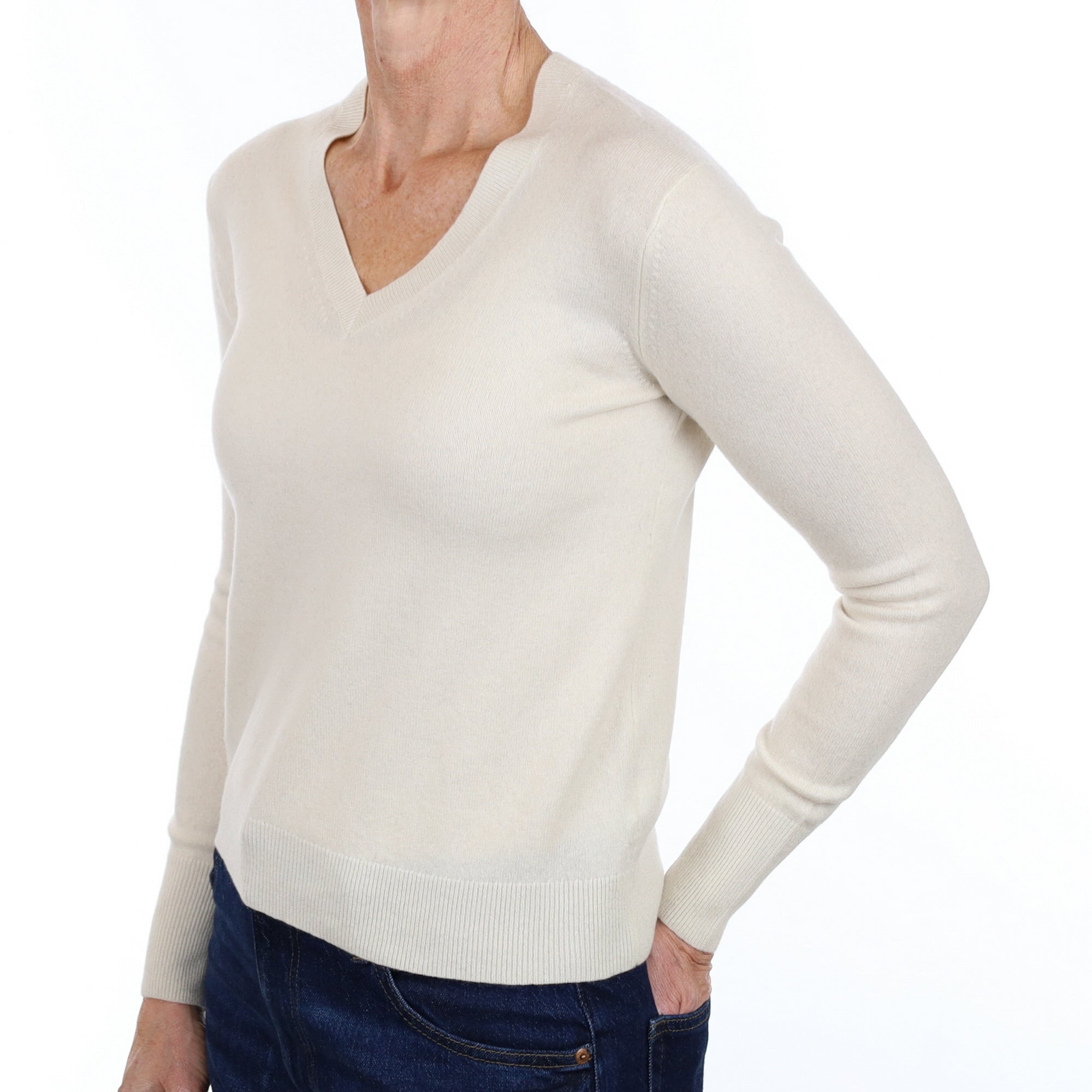 Vanilla Cream Cashmere V Neck Jumper Small