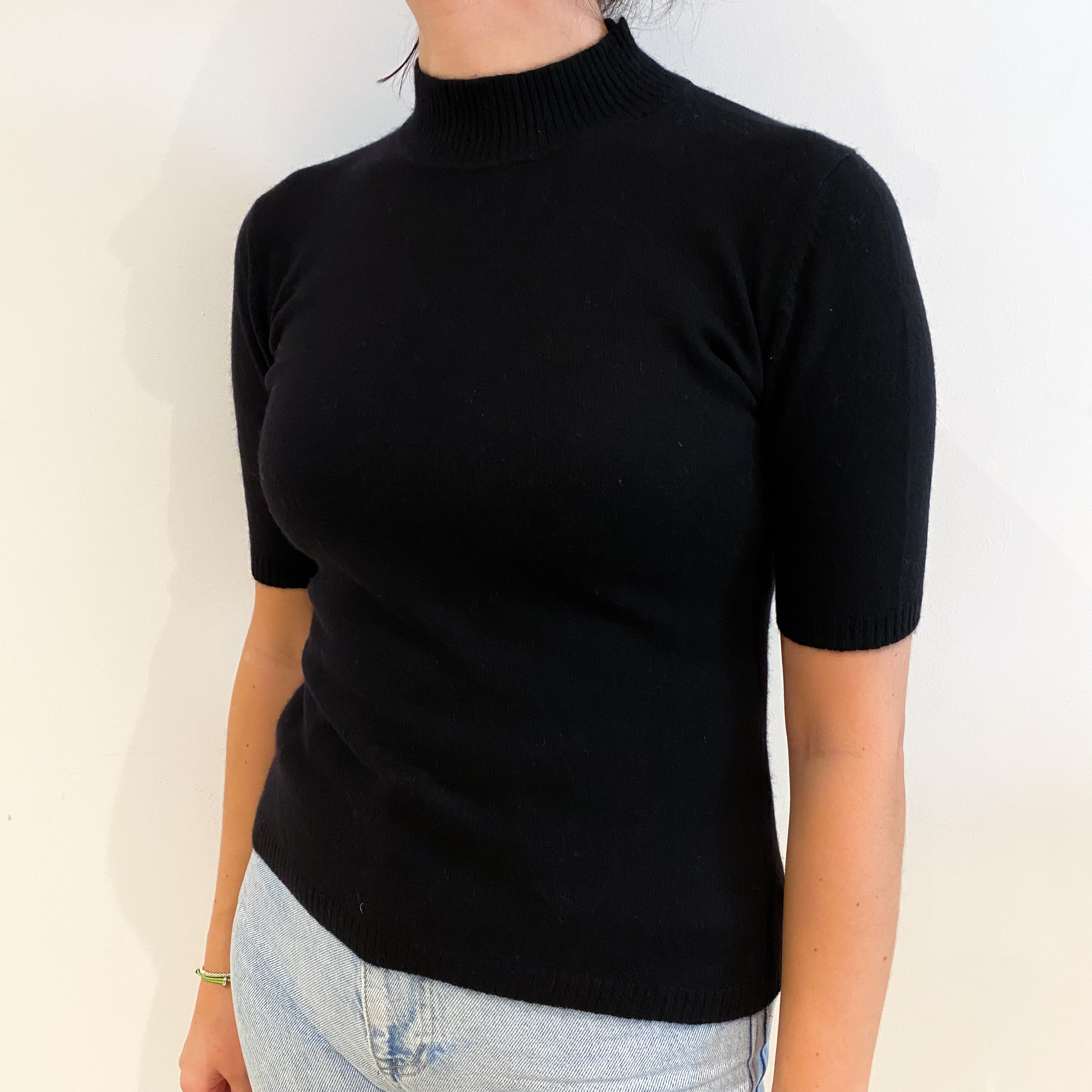 Black Cashmere Turtle Neck Short Sleeved Jumper Small