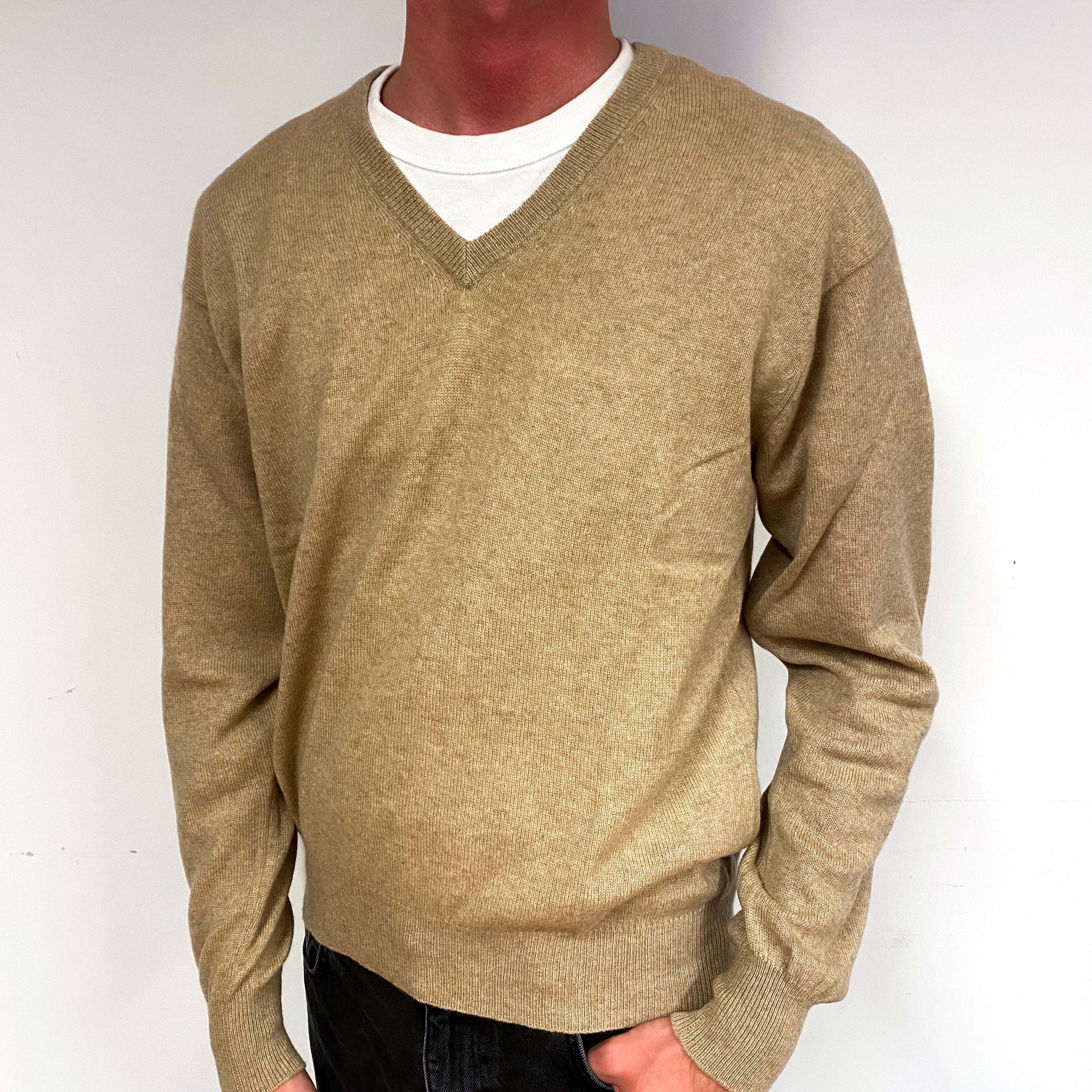 Men’s Sand Beige Cashmere V-Neck Jumper Small