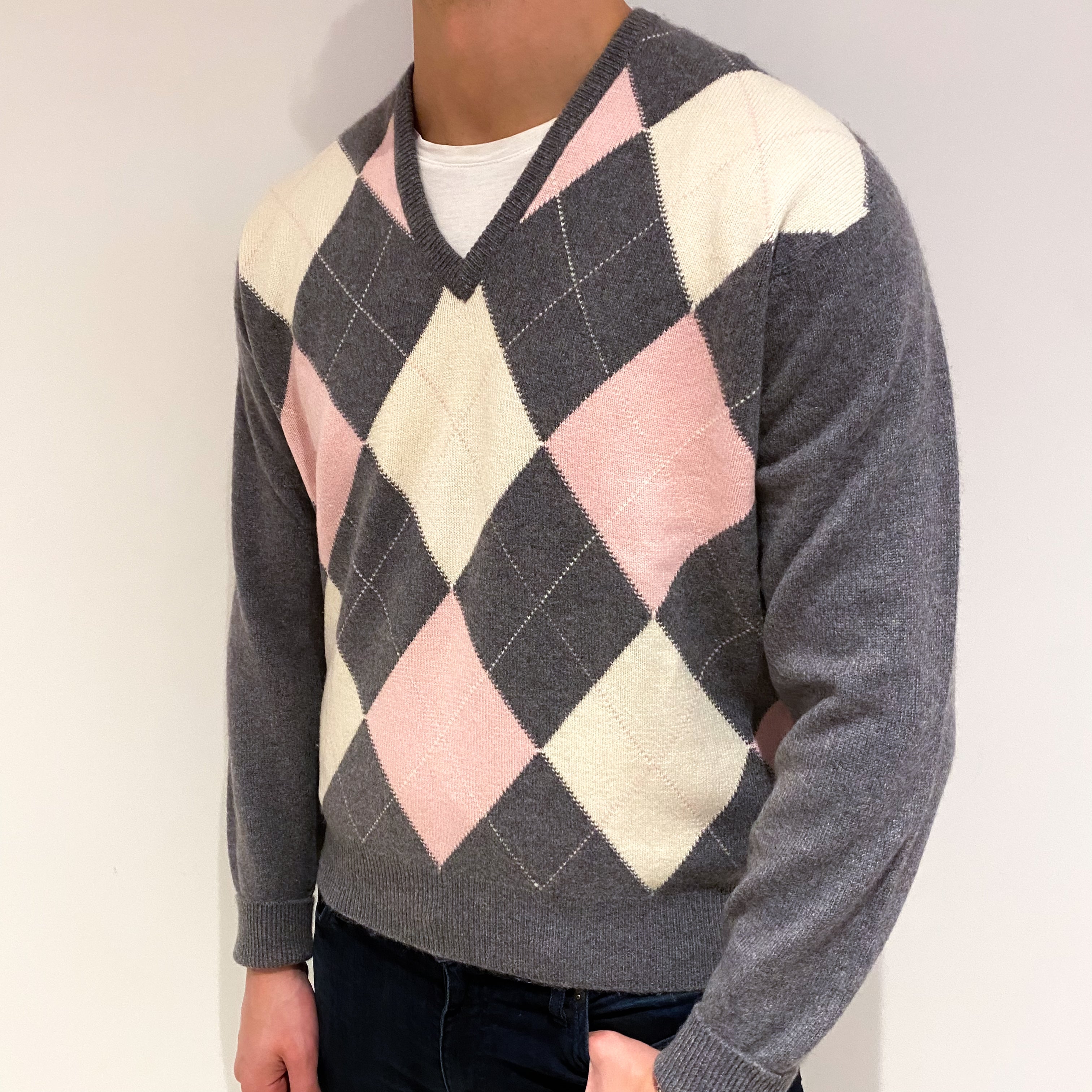 Men's Scottish Smoke Grey Patterned Cashmere V Neck Jumper XL