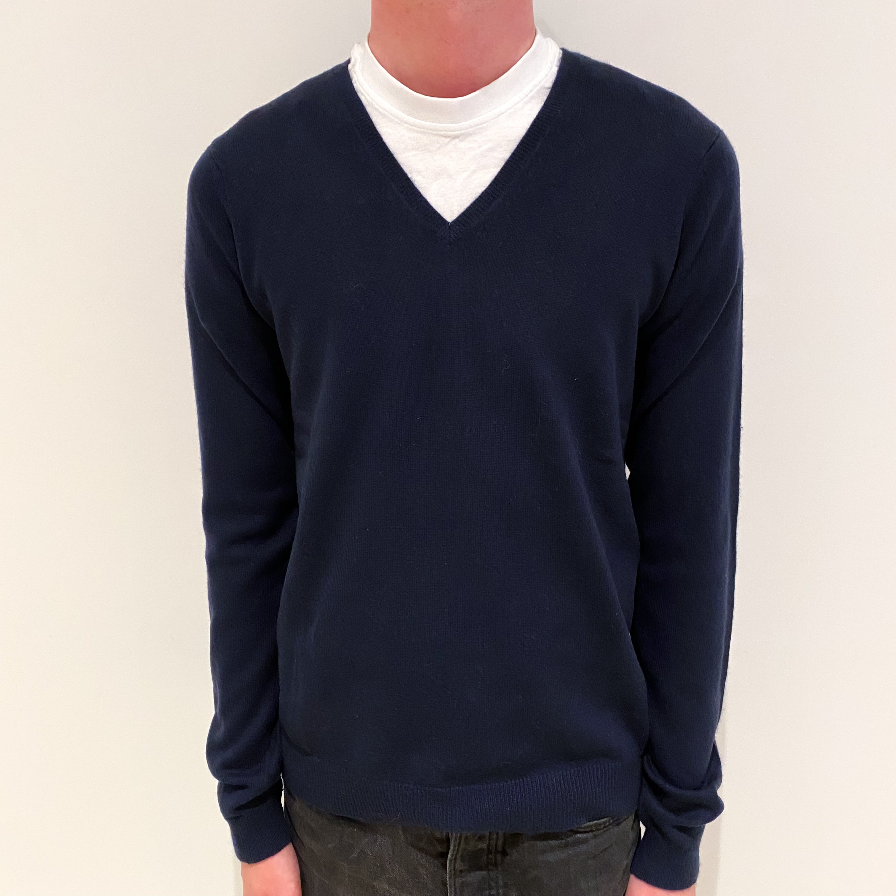 Men's Navy Blue Cashmere V-Neck Jumper Small