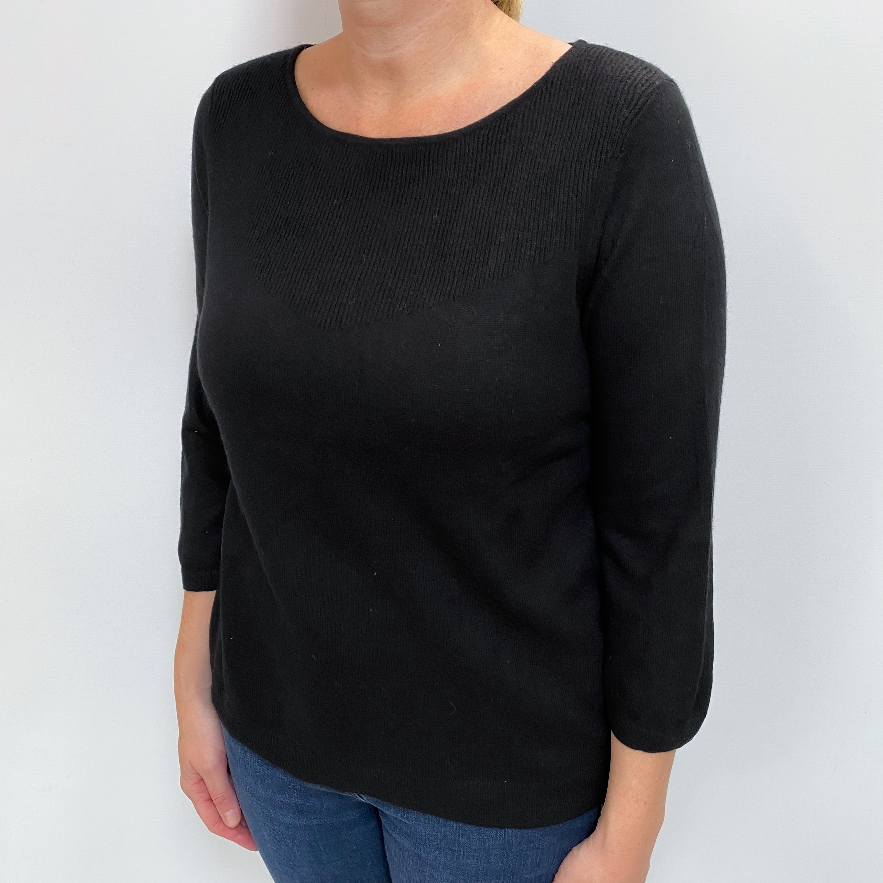 Black Cashmere Scoop Neck Jumper Large