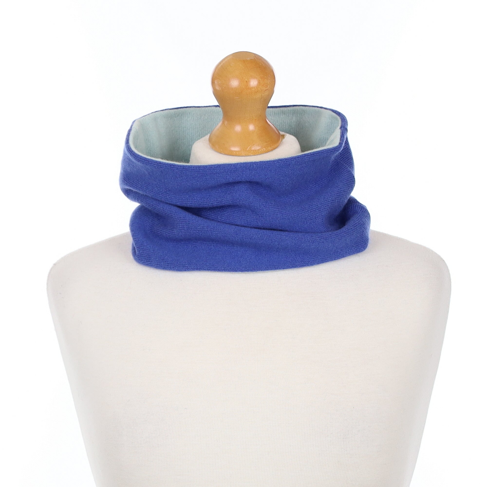 Deep Blue and Mint Neck Warmer