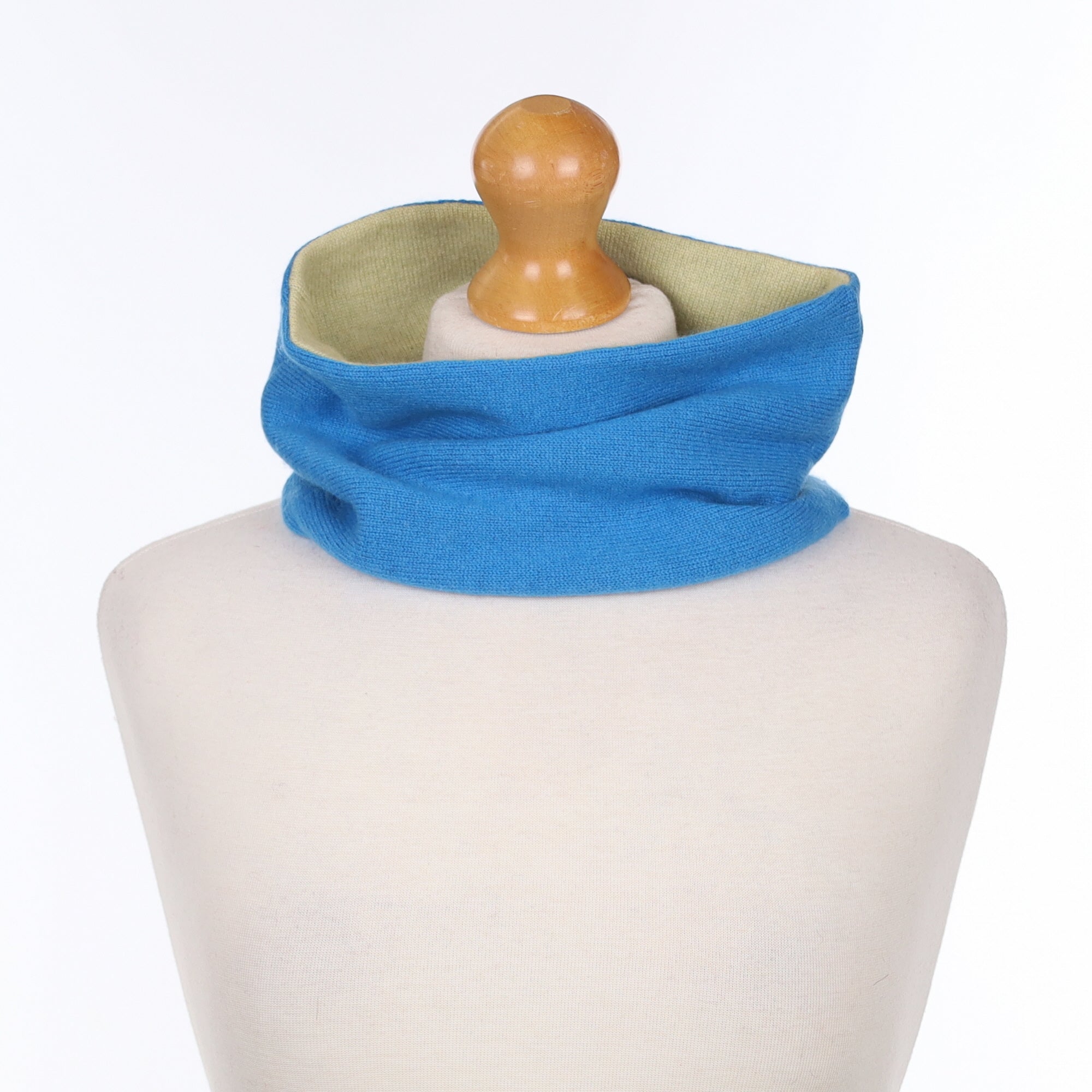 Men’s Tanzanite Blue and Putty Neck Warmer