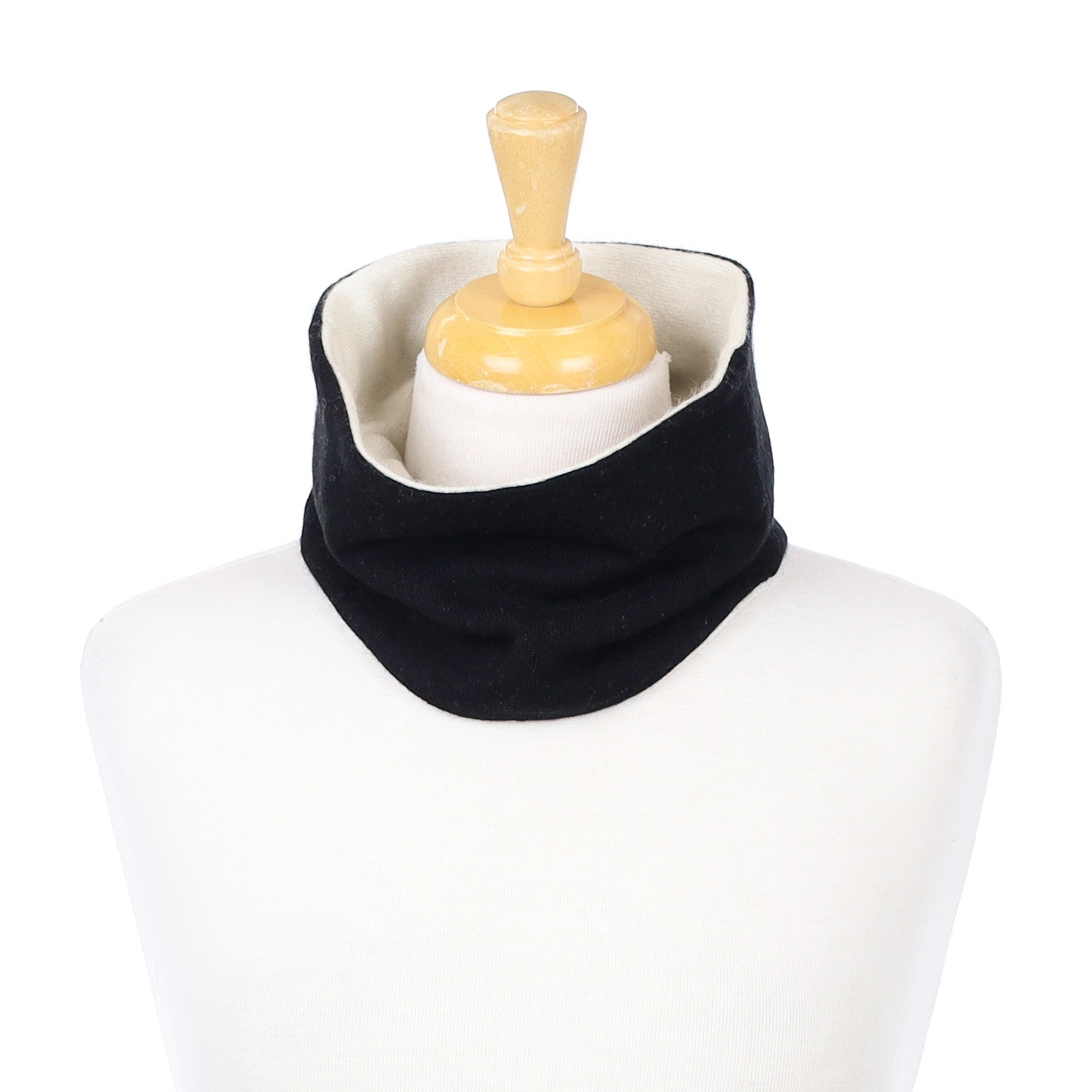 Men’s Ivory and Black Neck Warmer