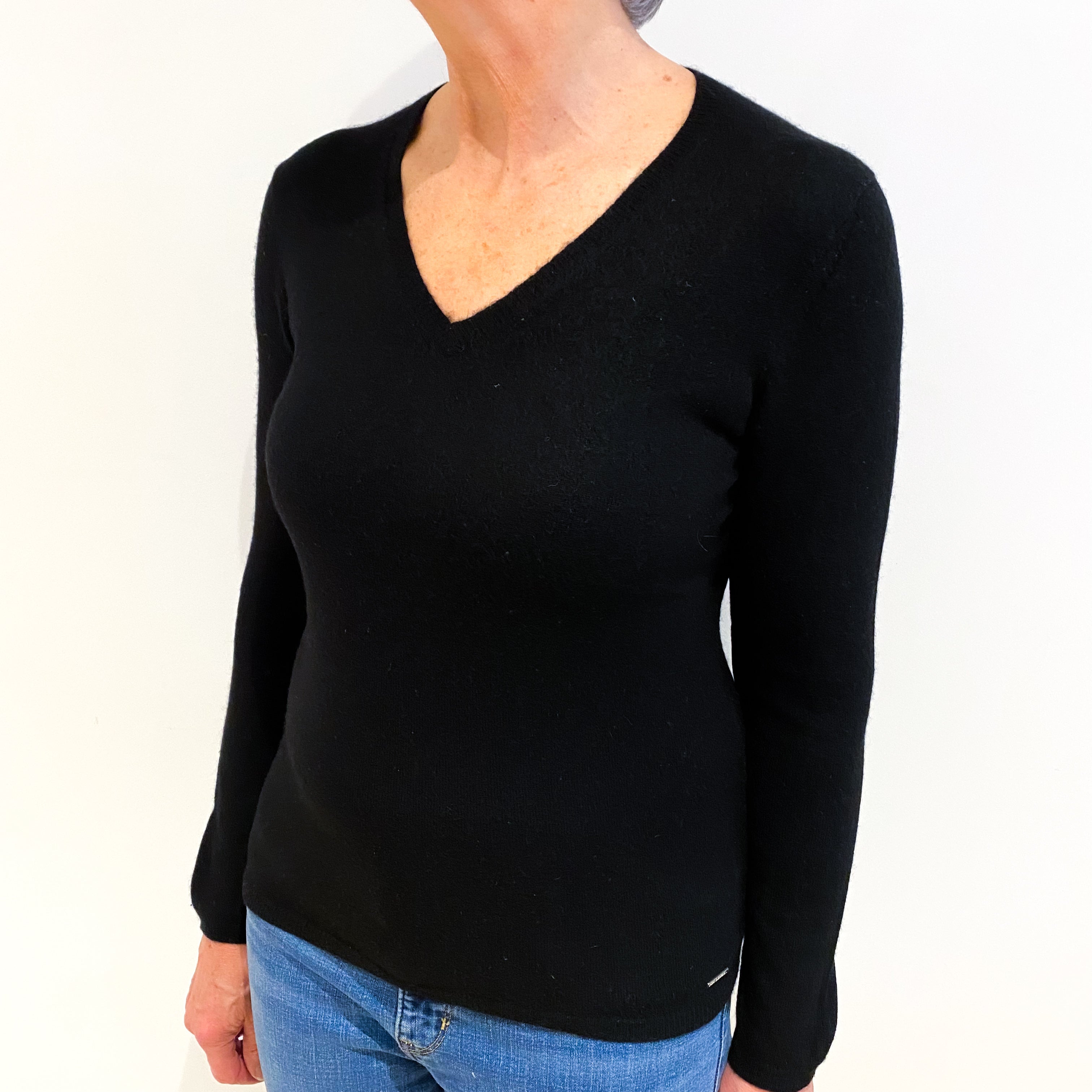 Black Cashmere V Neck Jumper Medium