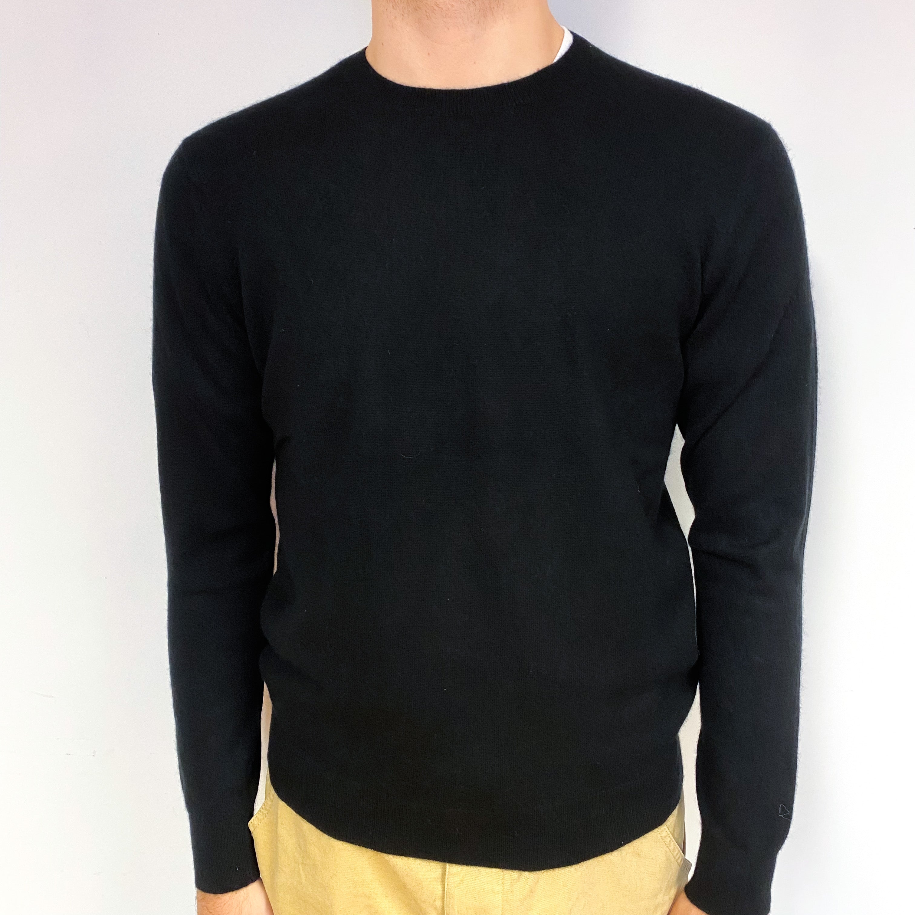 Men's Black Cashmere Crew Neck Jumper Large