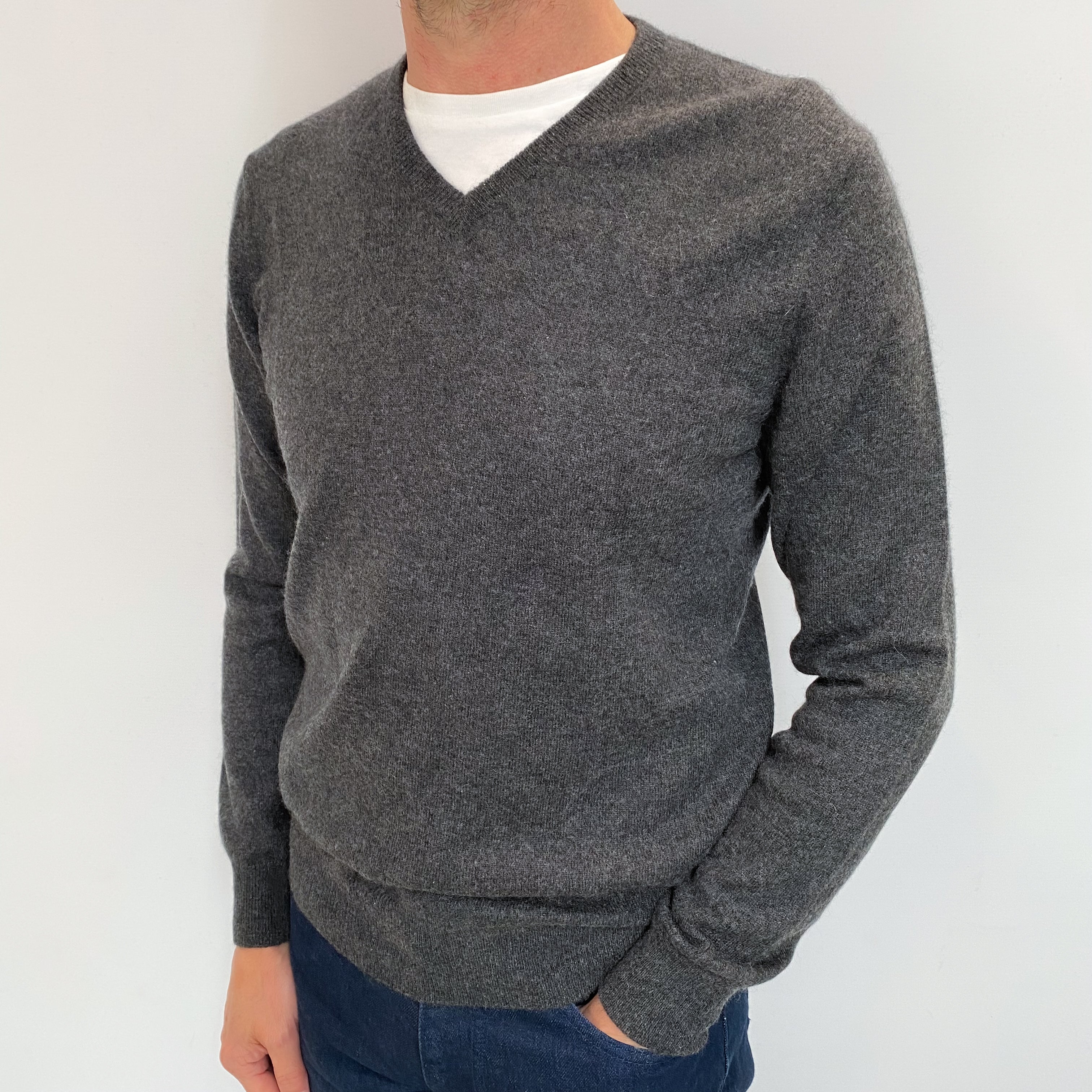 Men's Charcoal Grey Cashmere V Neck Jumper Small