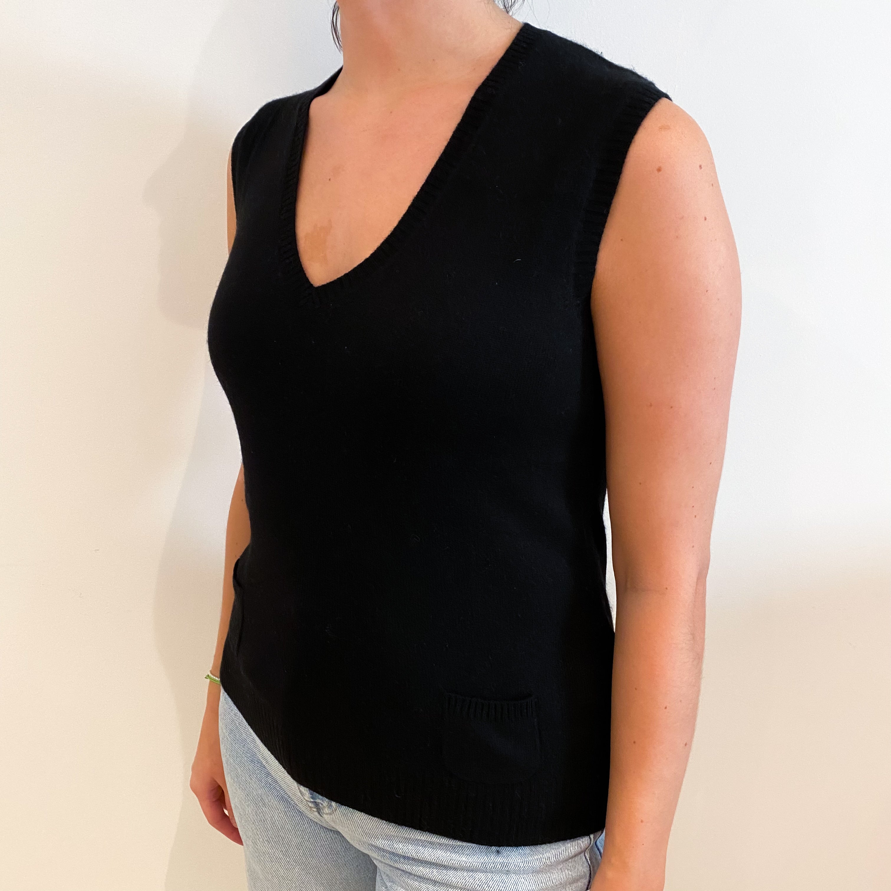 Black Cashmere V Neck Sleeveless Jumper Small