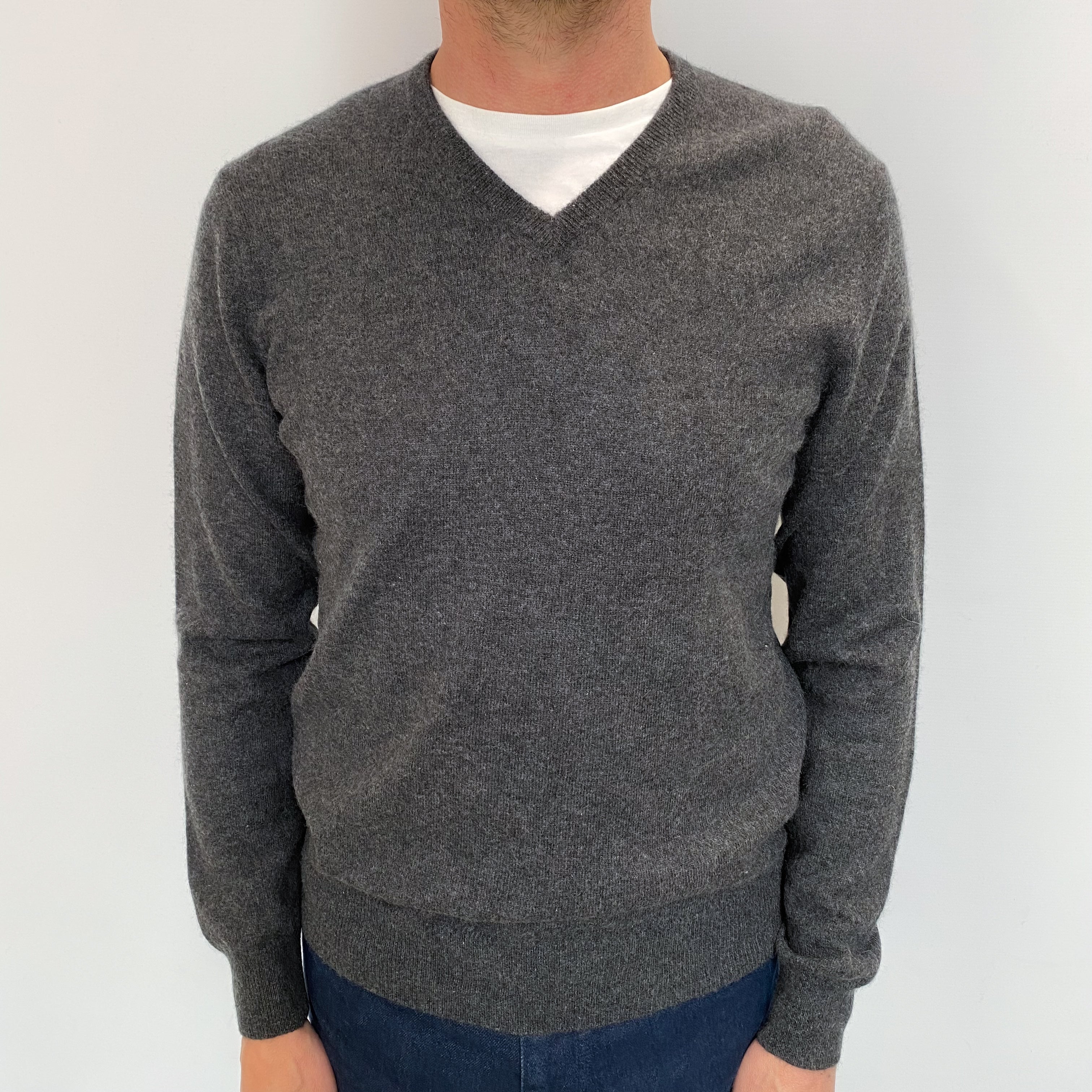 Men's Charcoal Grey Cashmere V Neck Jumper Small