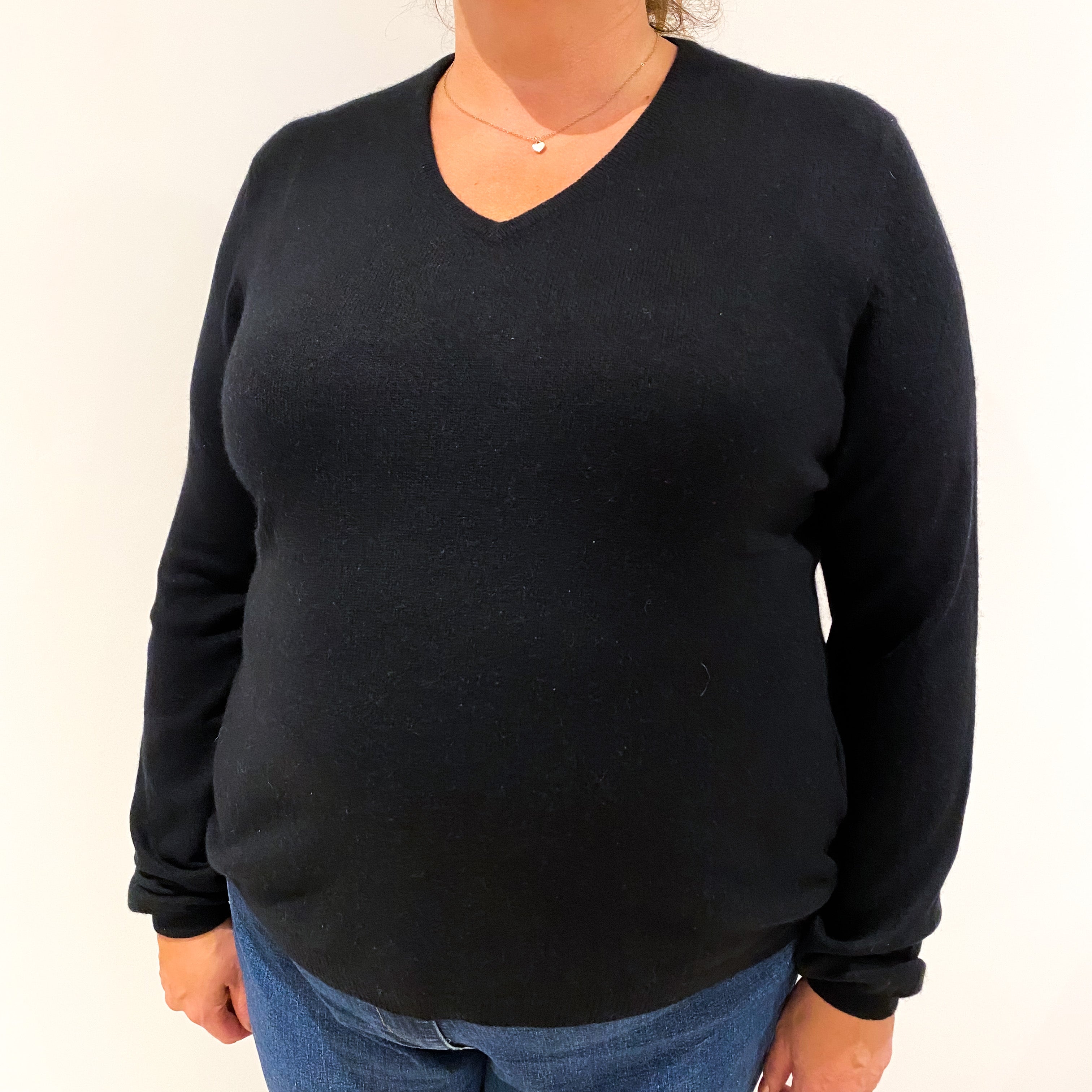 Black Cashmere V-Neck Jumper Extra Large