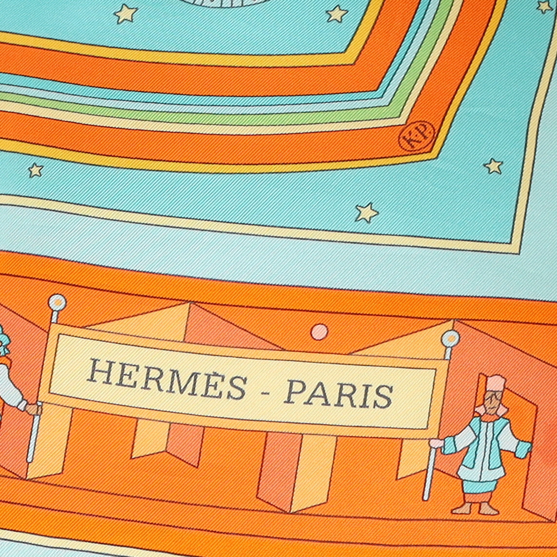 Boxed Hermès Donner La Main Silk Scarf