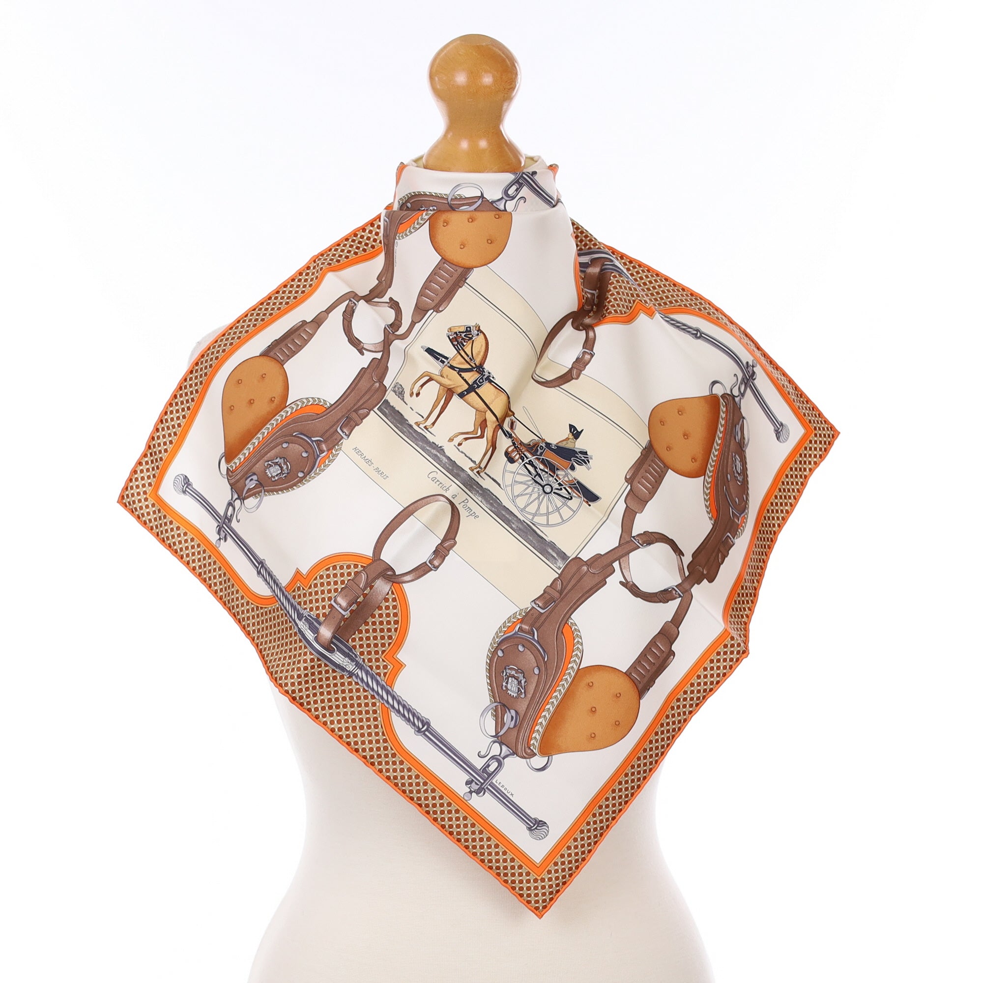 Brand New Boxed Hermès 45 Carrick à Pompe Silk Scarf