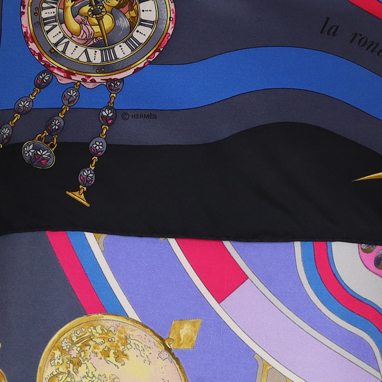 Hermès Parmi Les Fleurs Je Compte les Heures Silk Scarf
