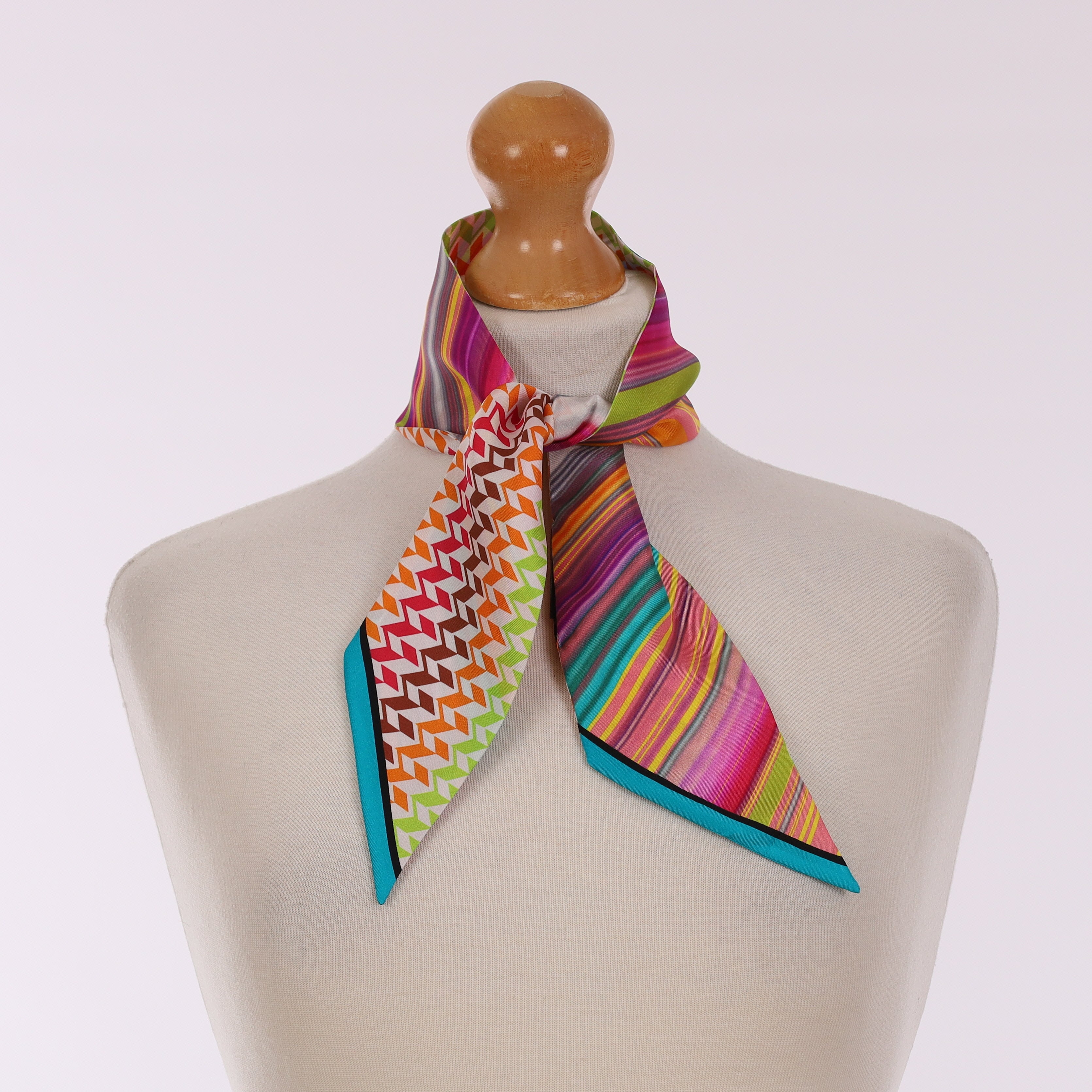 Pristine Missoni Multicoloured Patterned Vintage Silk Twilly