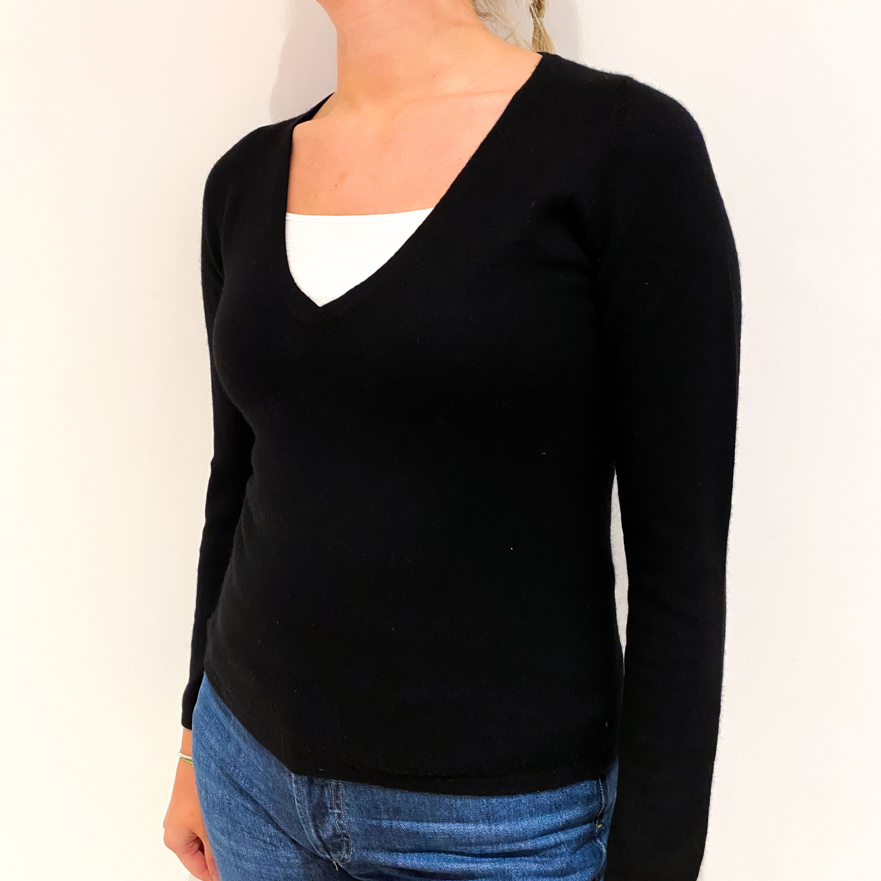 Black Cashmere V-Neck Jumper Small