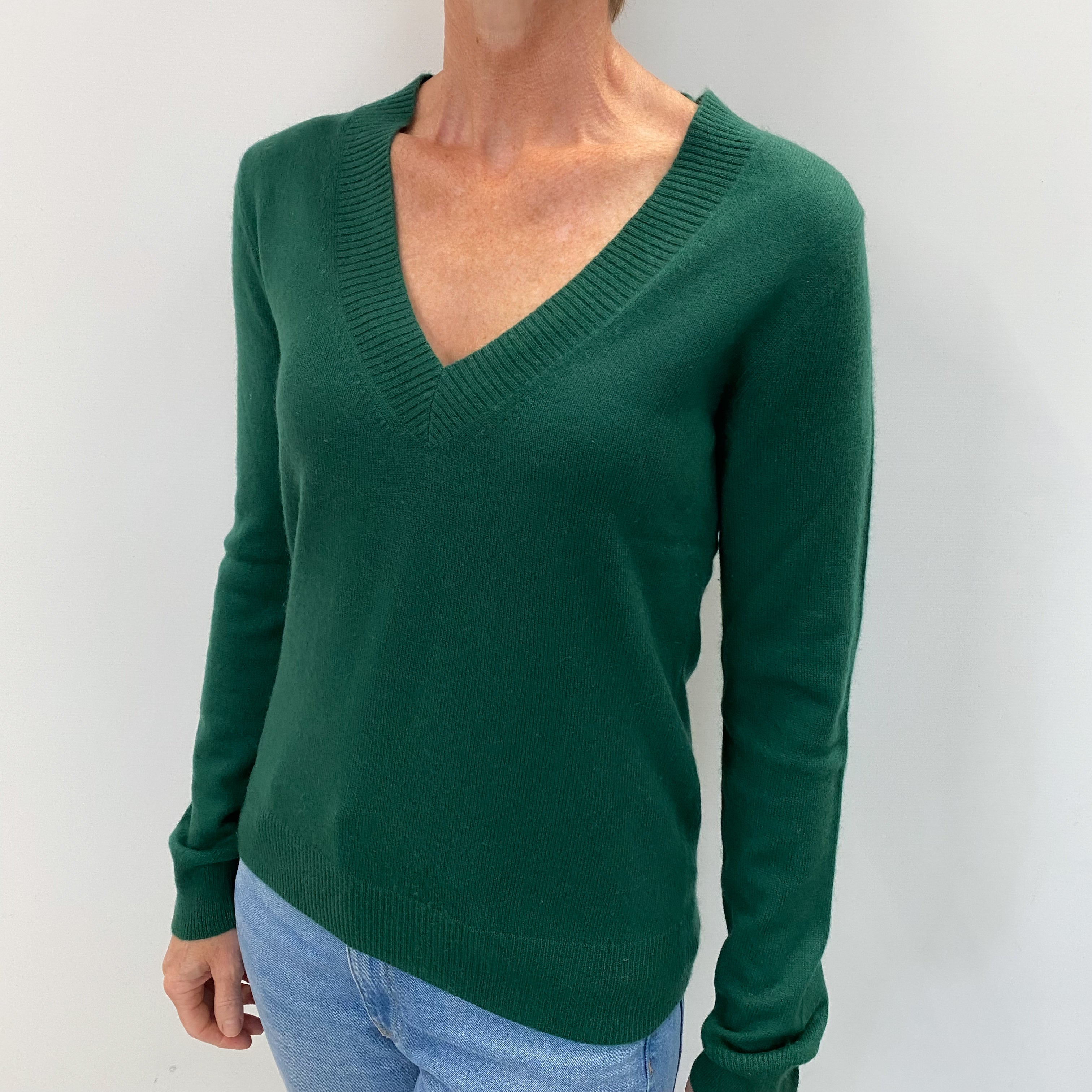 Shamrock Green Cashmere V Neck Jumper Small