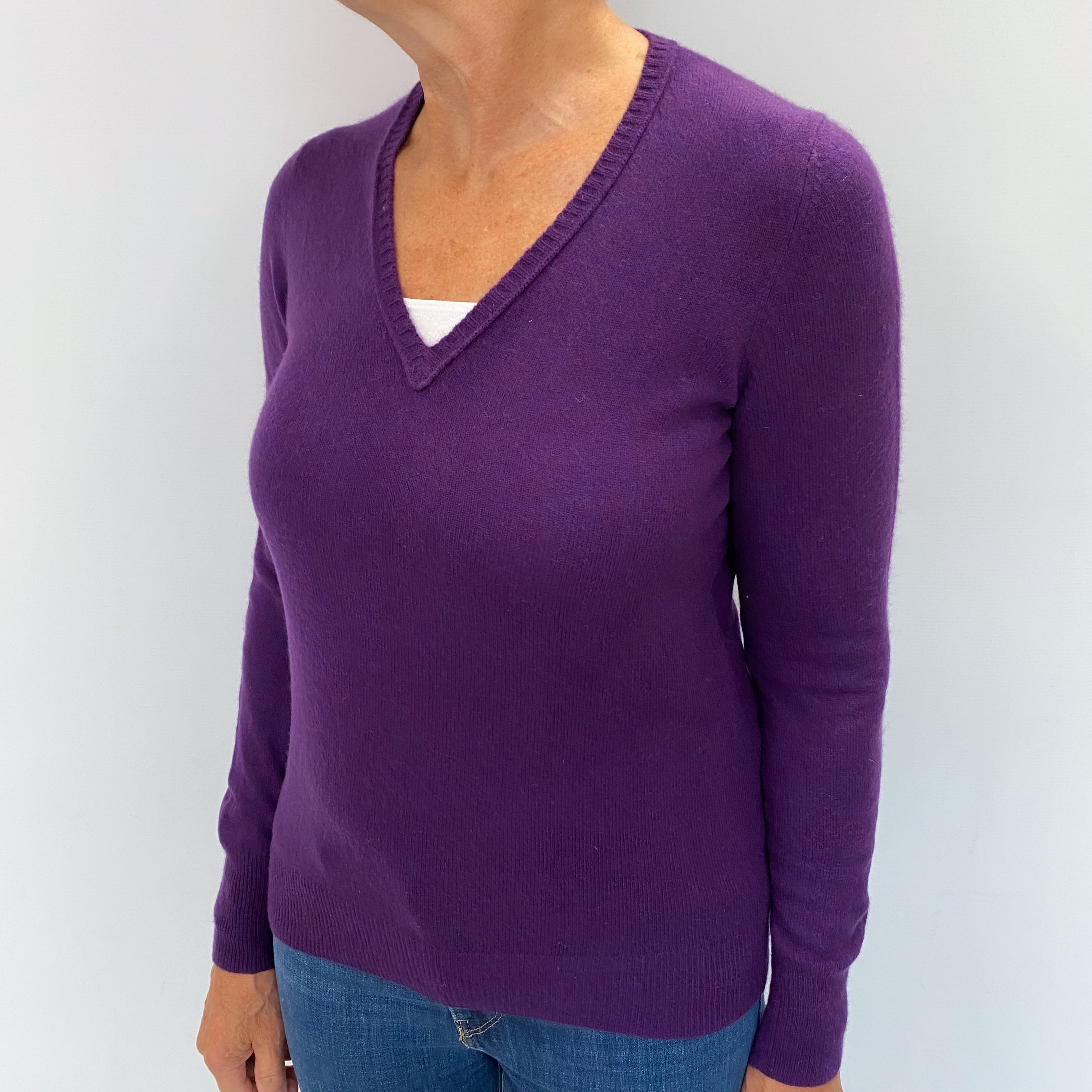 Iris Purple Cashmere V Neck Jumper Medium