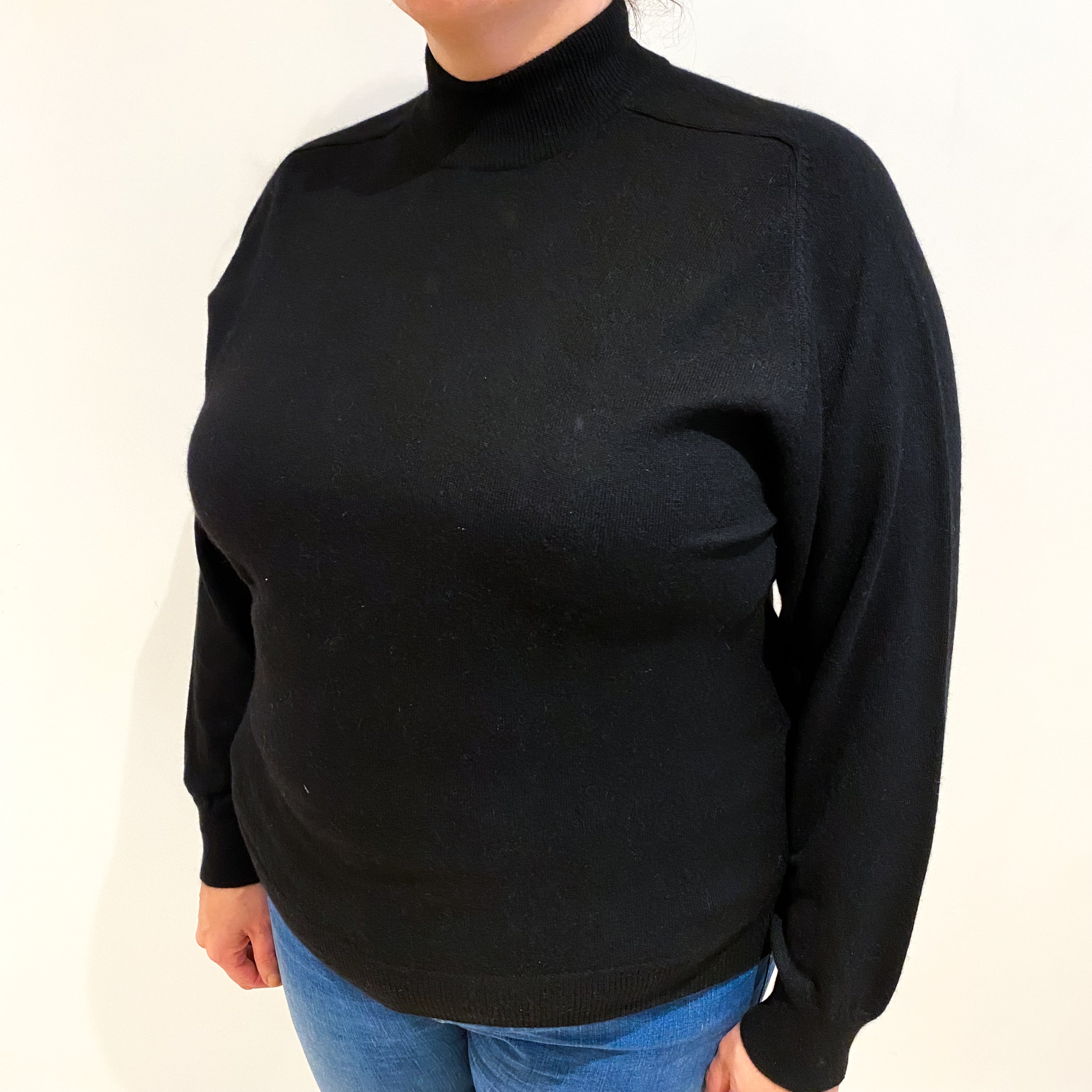 Black Cashmere Turtle Neck Jumper Extra Large