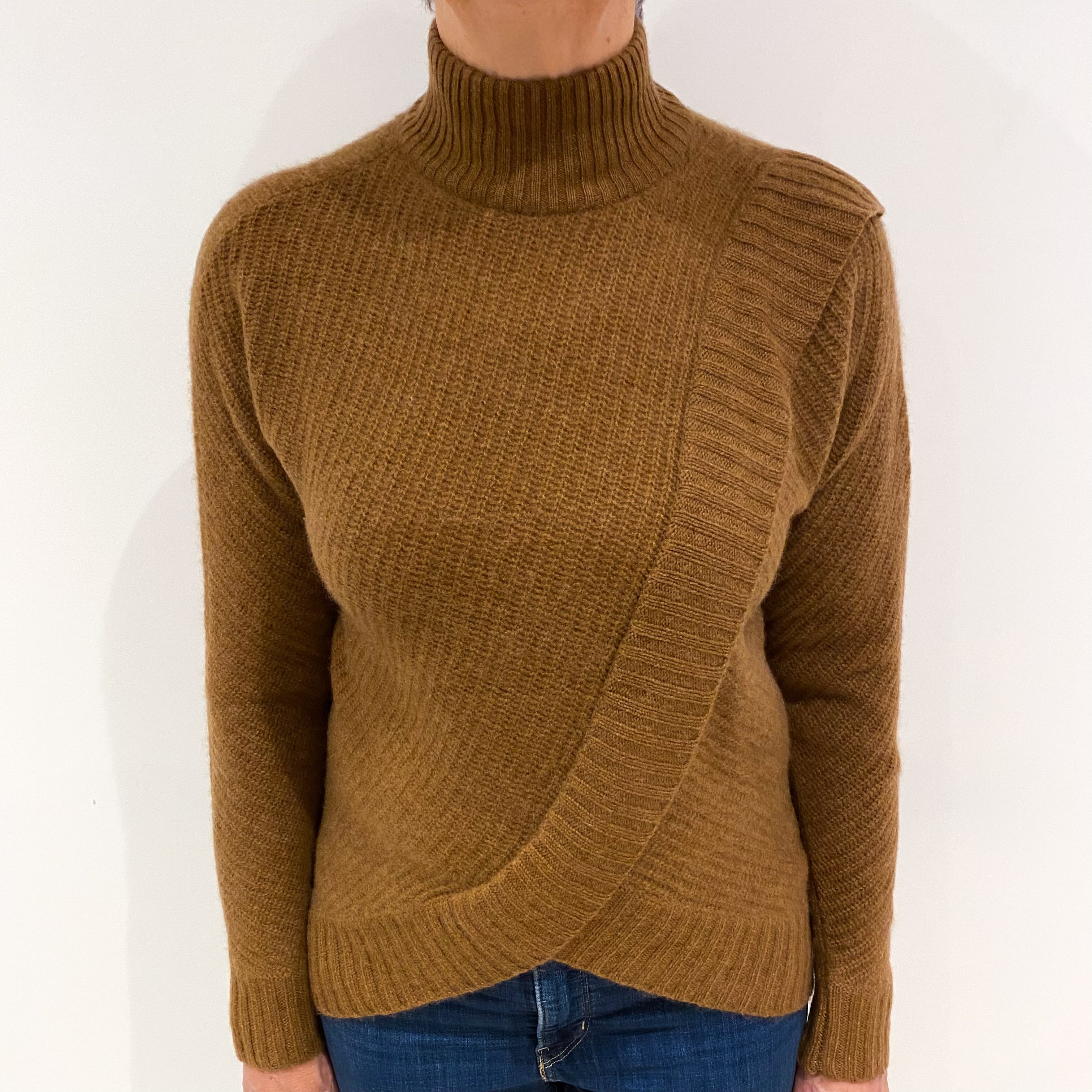 Cinnamon Brown Chunky Cashmere Turtle Neck Jumper Medium