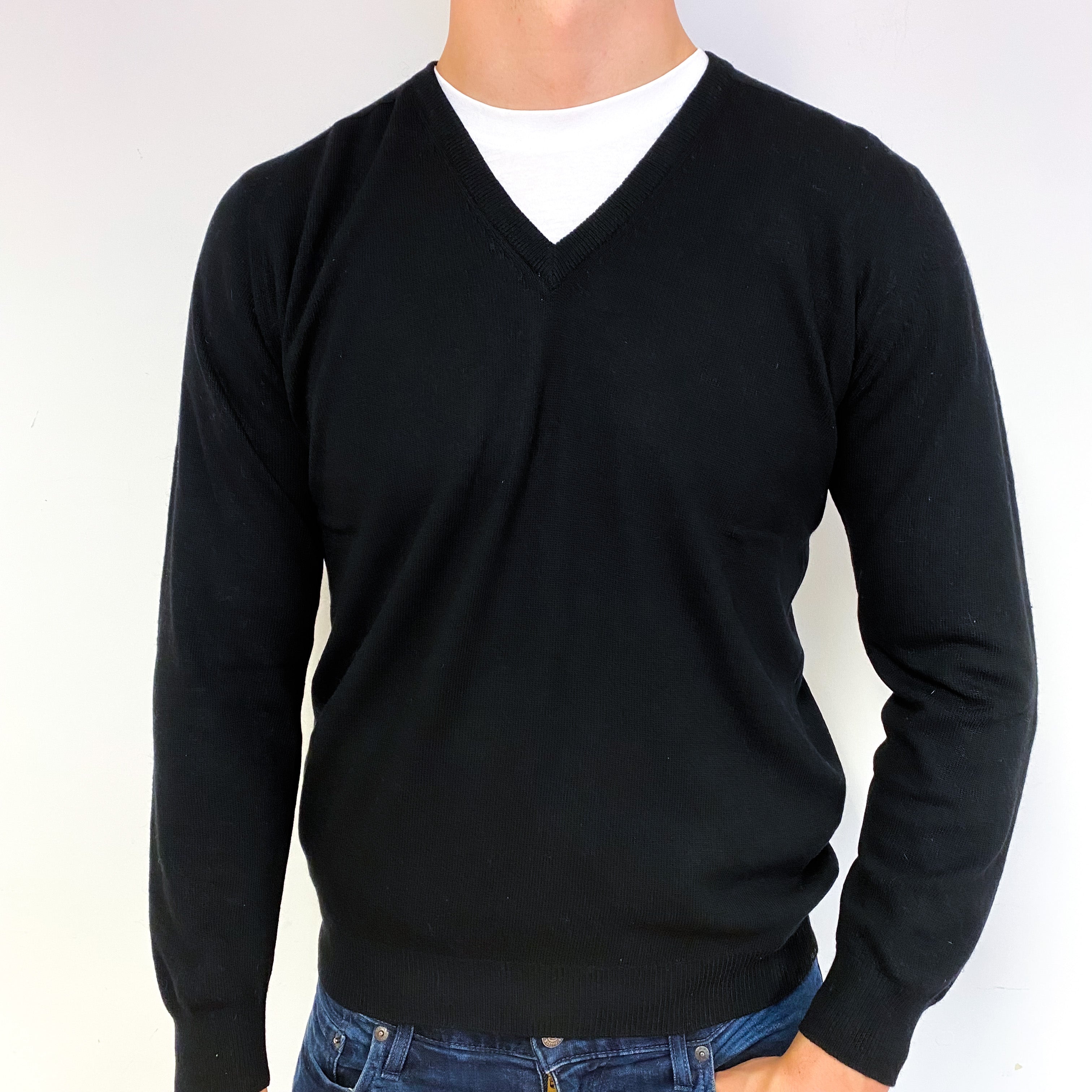 Men's Vintage Pringle Black Cashmere V-Neck Jumper Extra Large