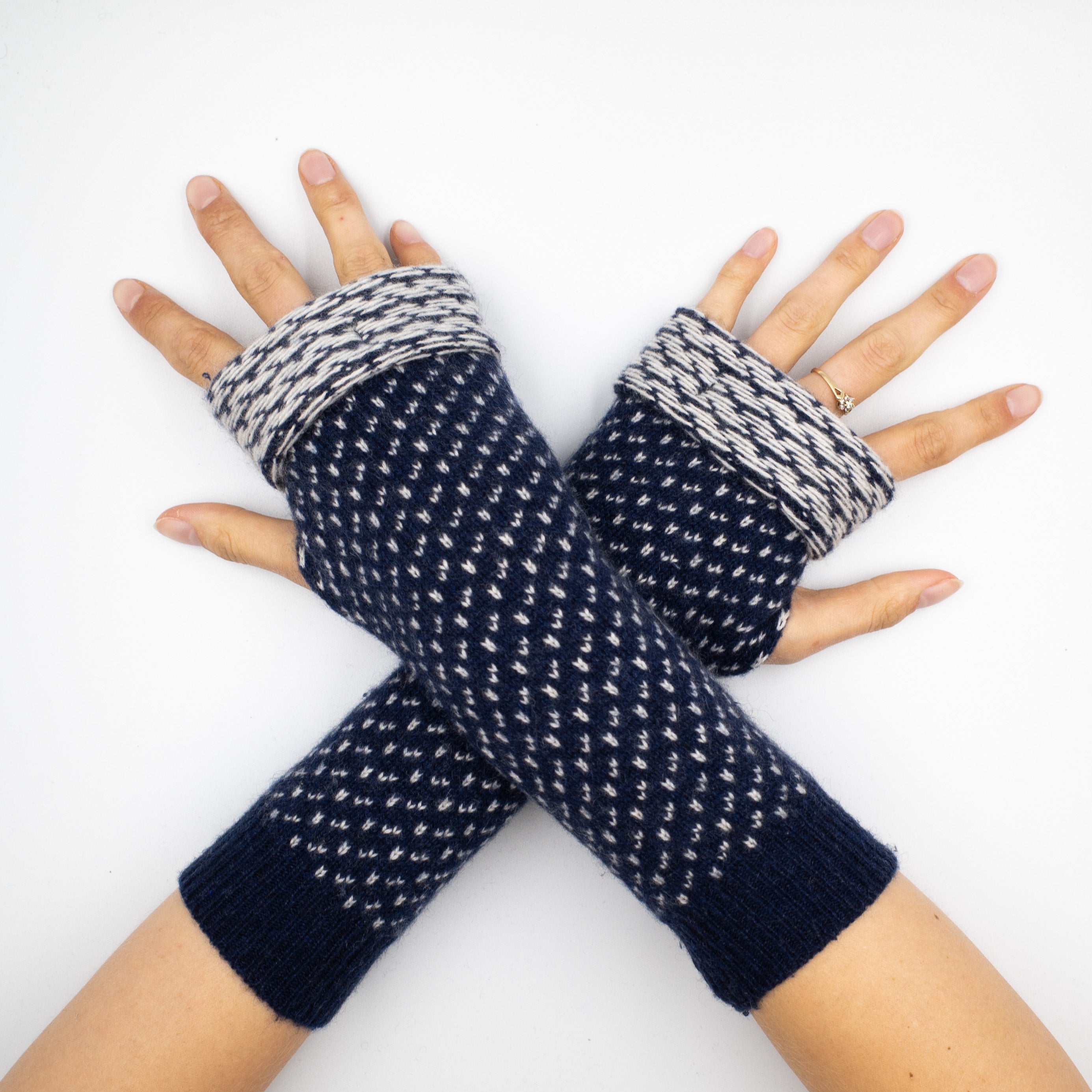 Navy and White Fleck Fingerless Gloves
