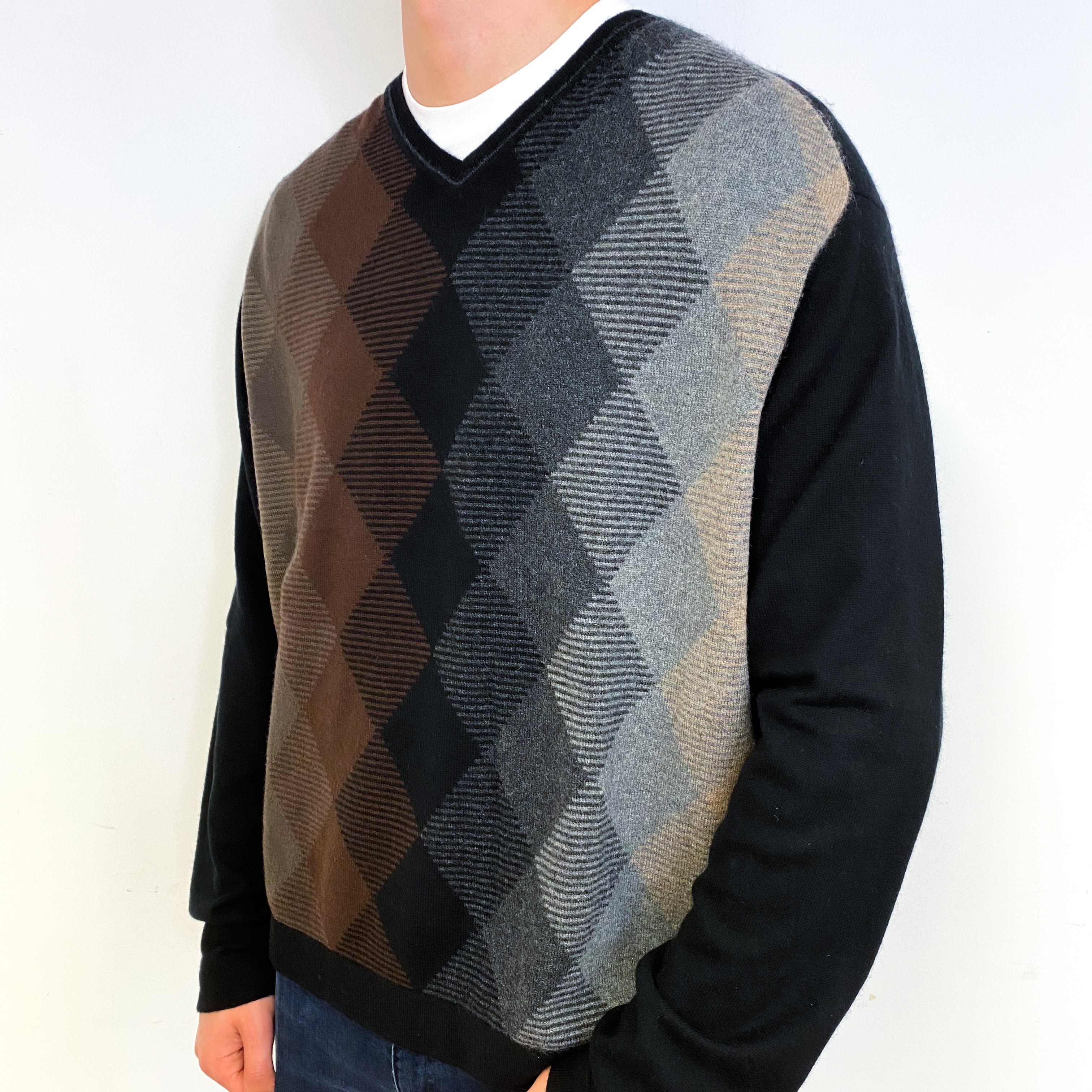 Men's Black Brown Diamond Cashmere V-Neck Jumper Extra Extra Large