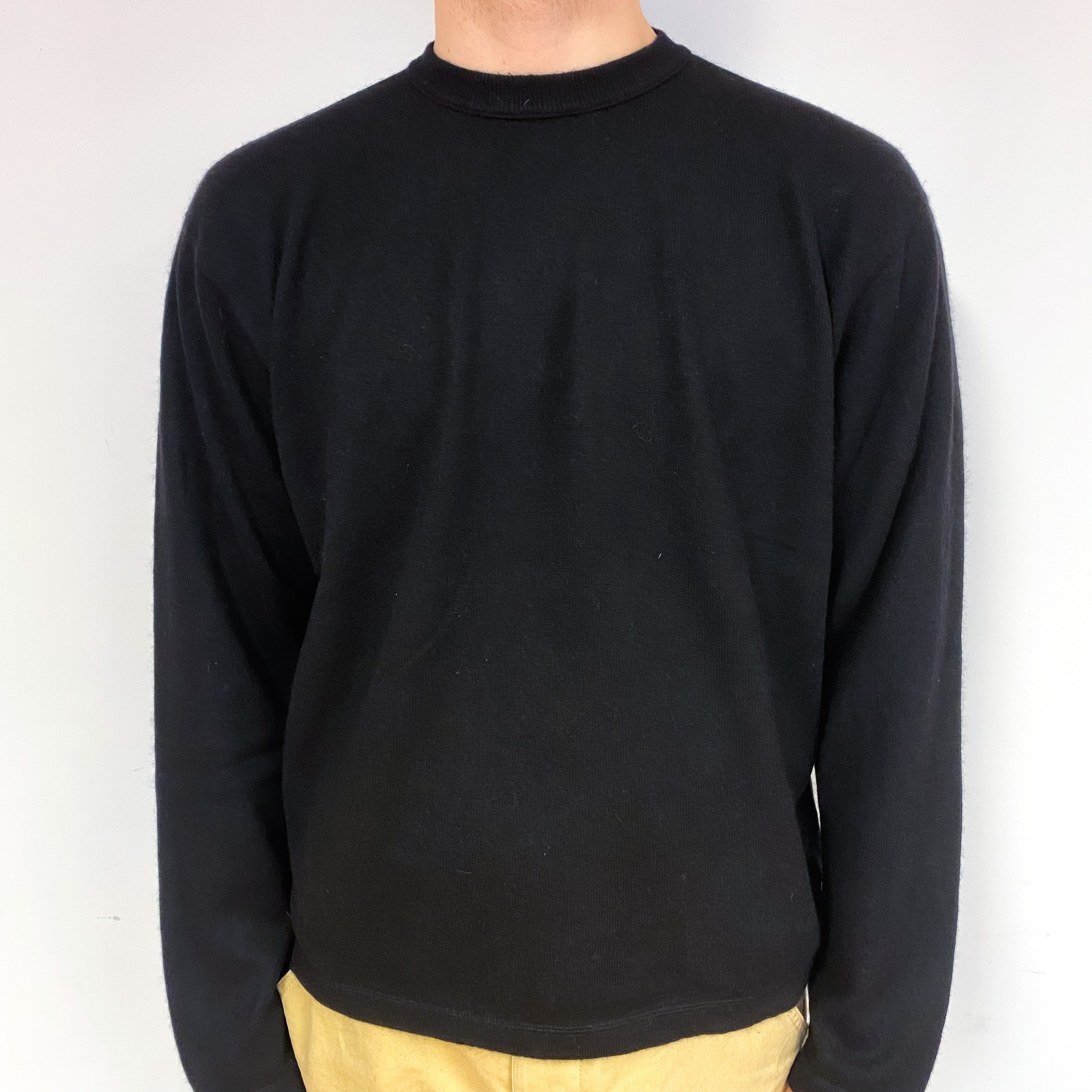 Men's Black Cashmere Crew Neck Jumper Large