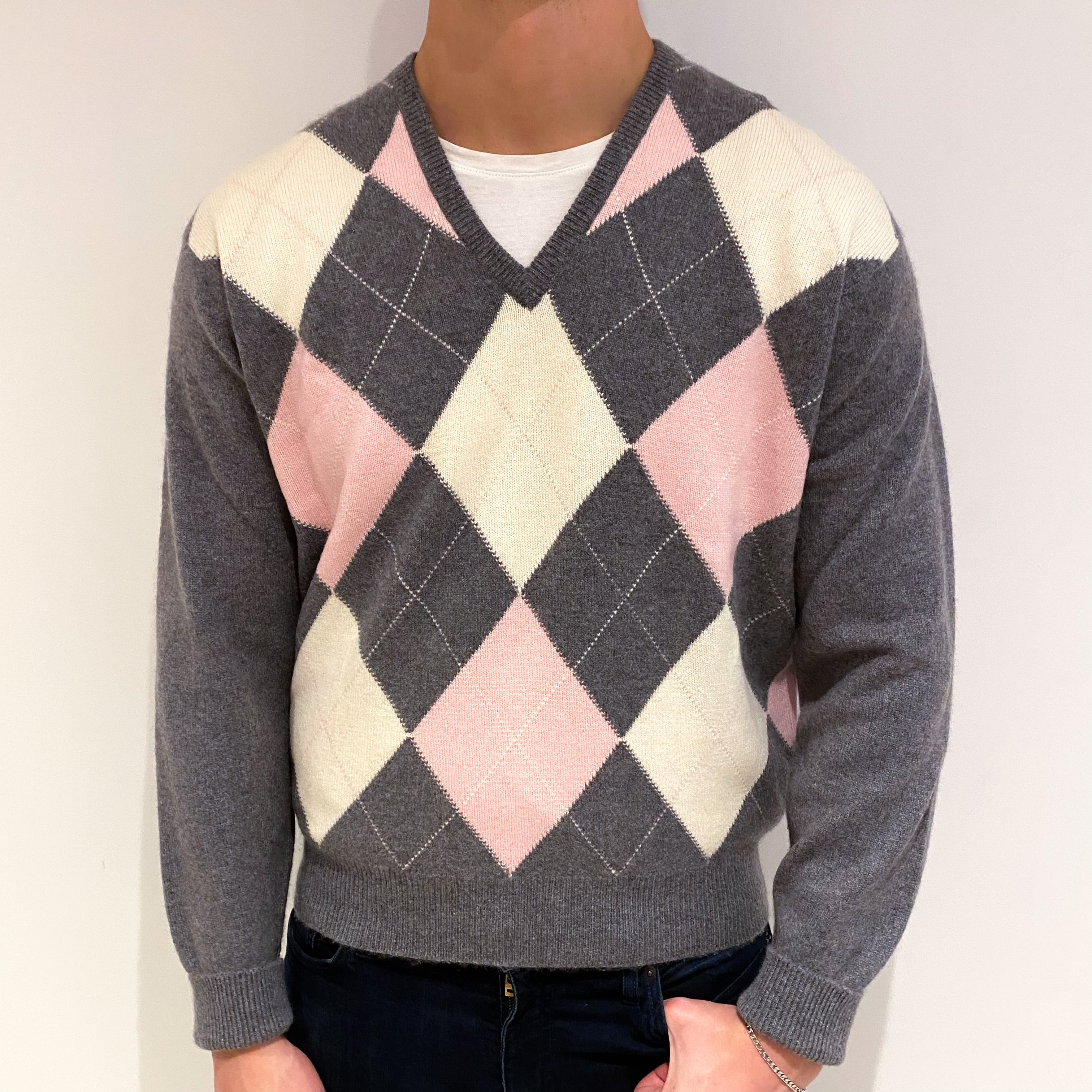 Men's Scottish Smoke Grey Patterned Cashmere V Neck Jumper XL